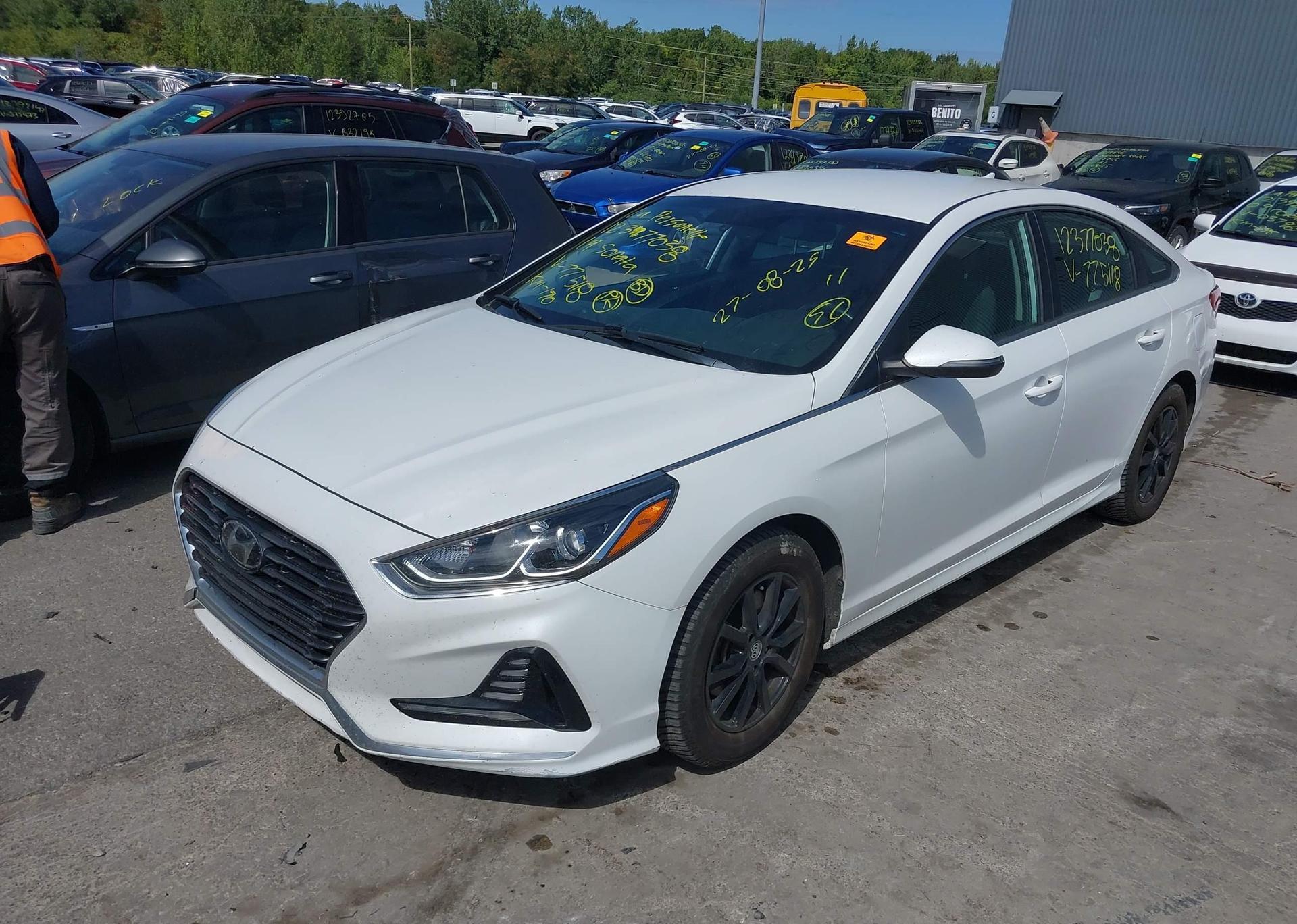 2019 HYUNDAI SONATA ESSENTIAL