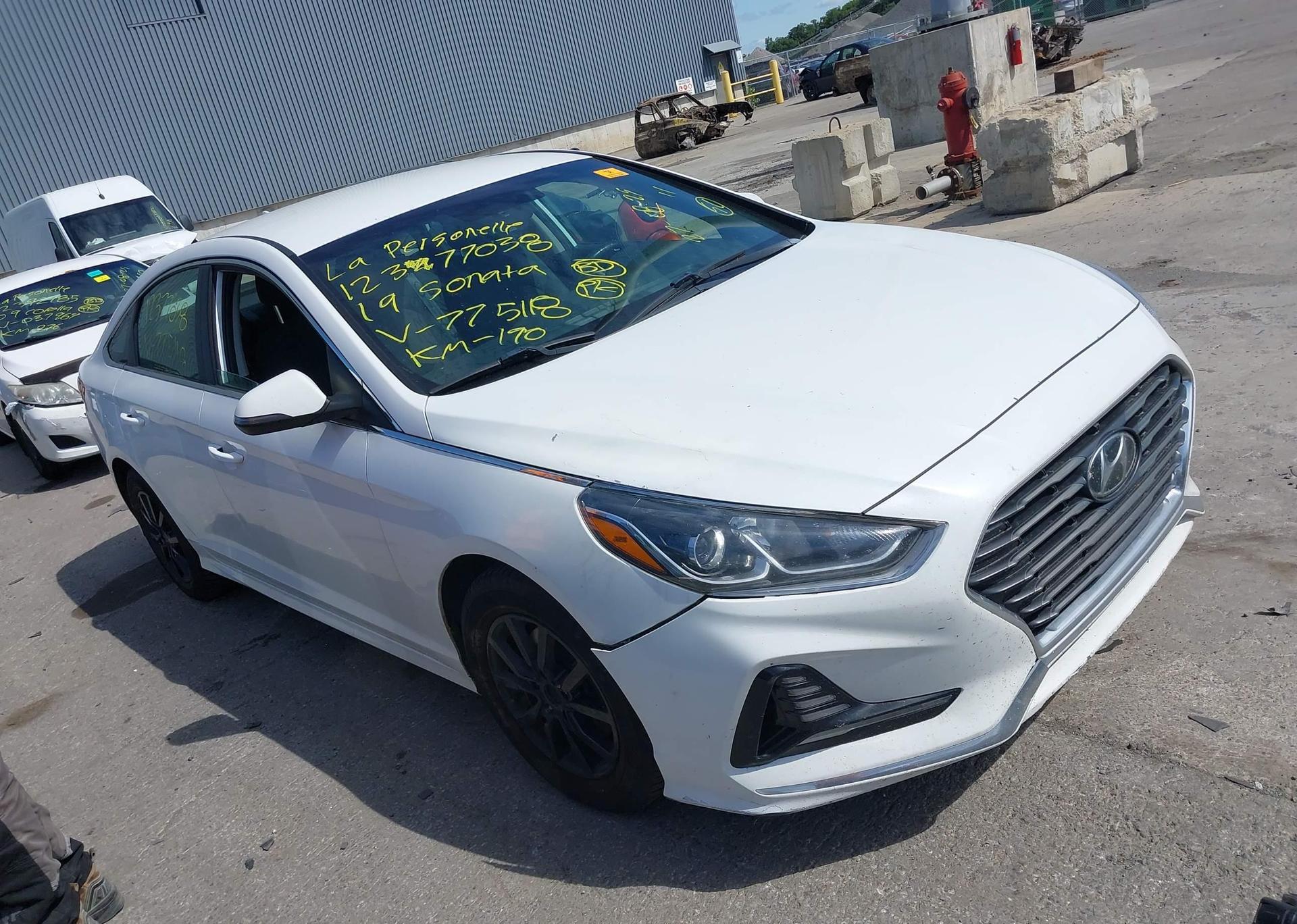 2019 HYUNDAI SONATA ESSENTIAL