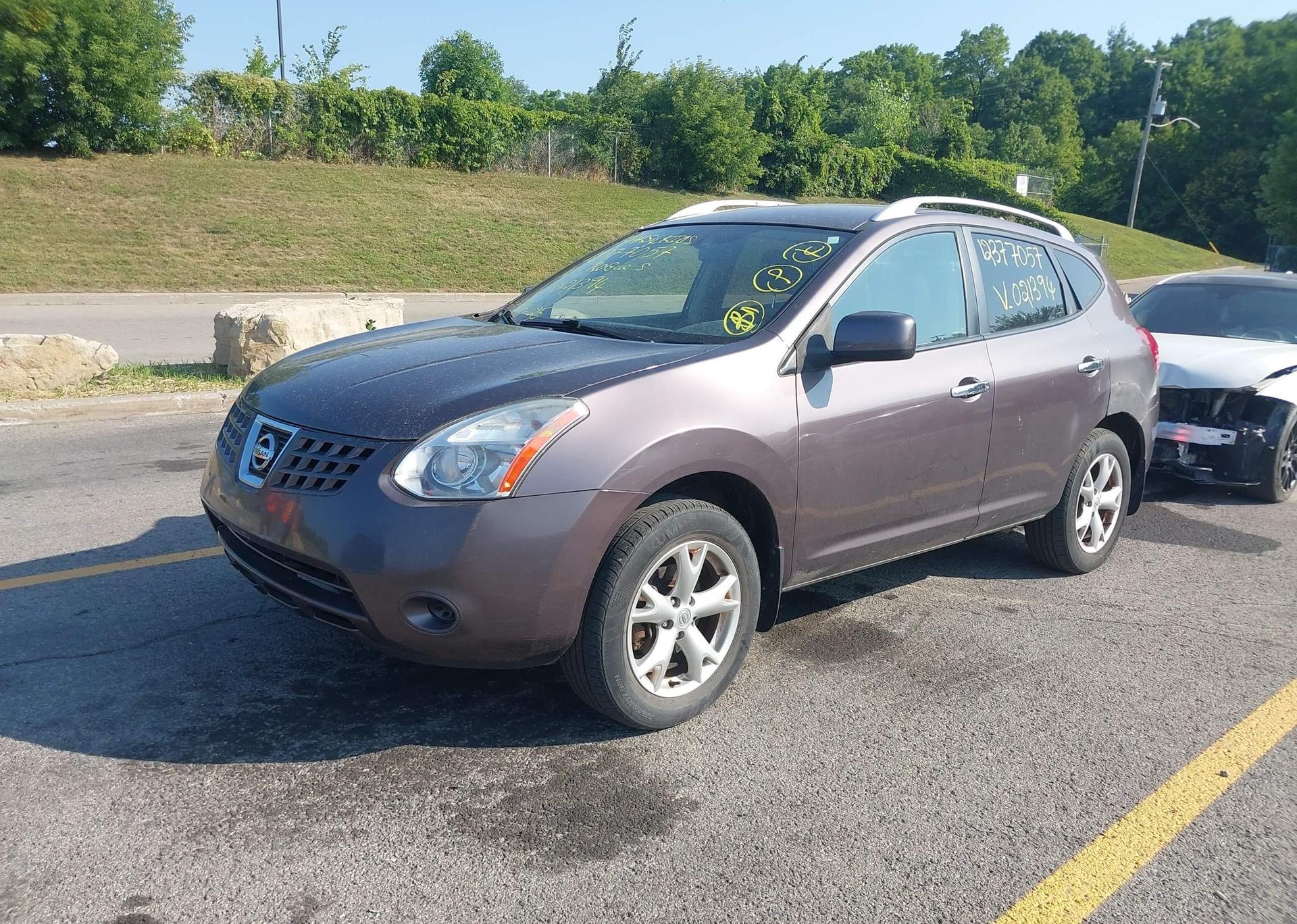 2010 NISSAN ROGUE S
