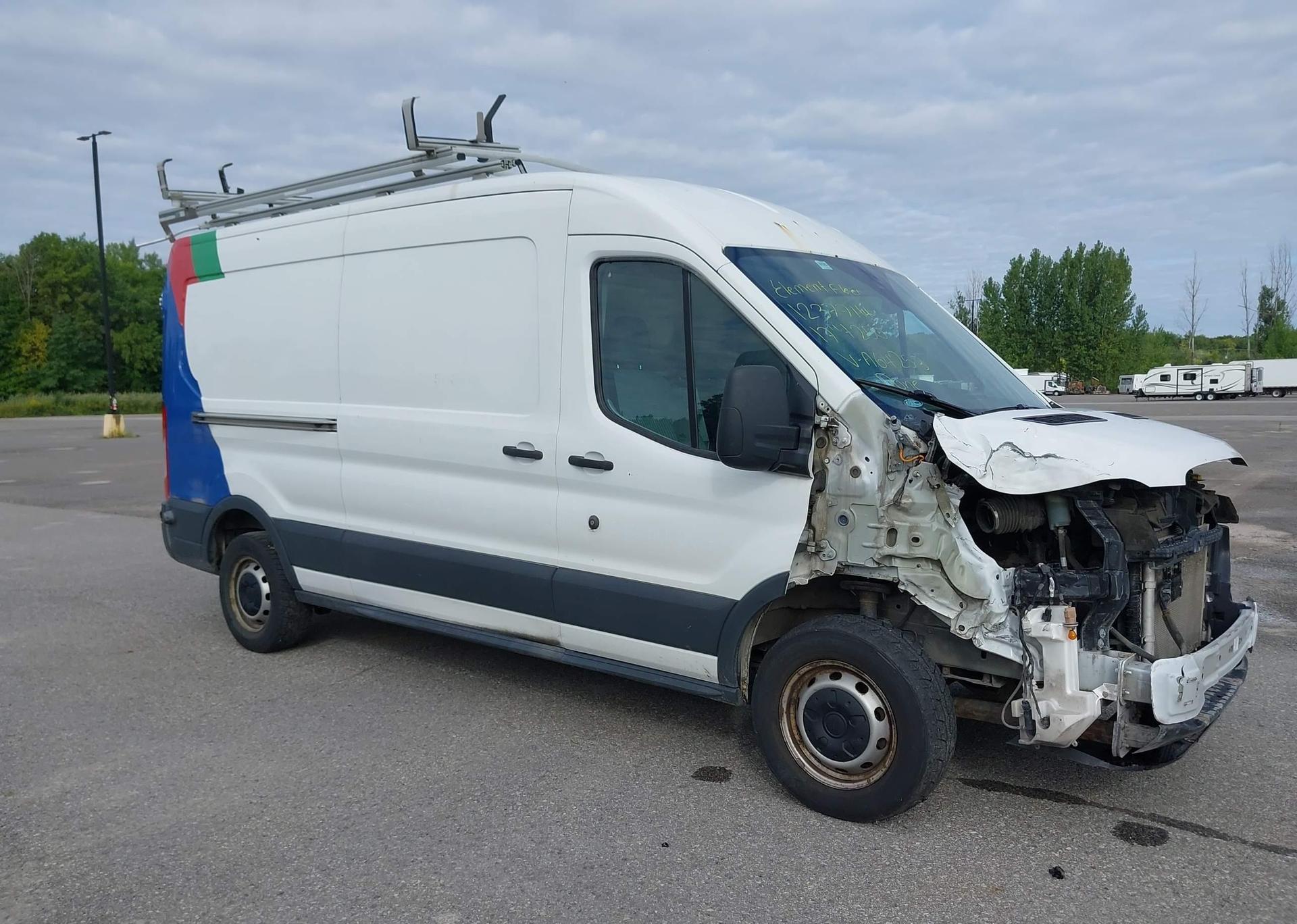 2017 FORD transit t-250