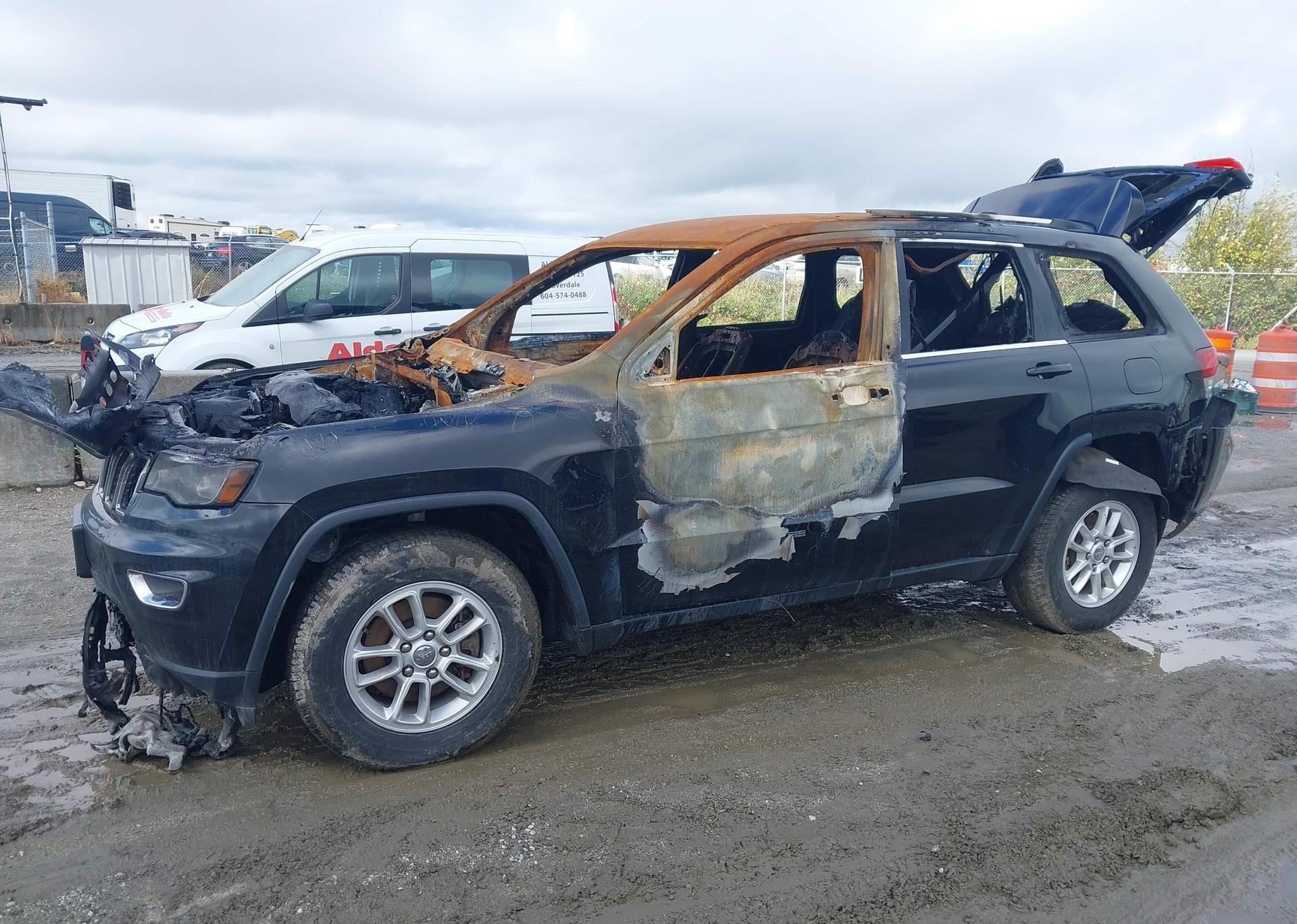 2020 JEEP GRAND CHEROKEE LAREDO