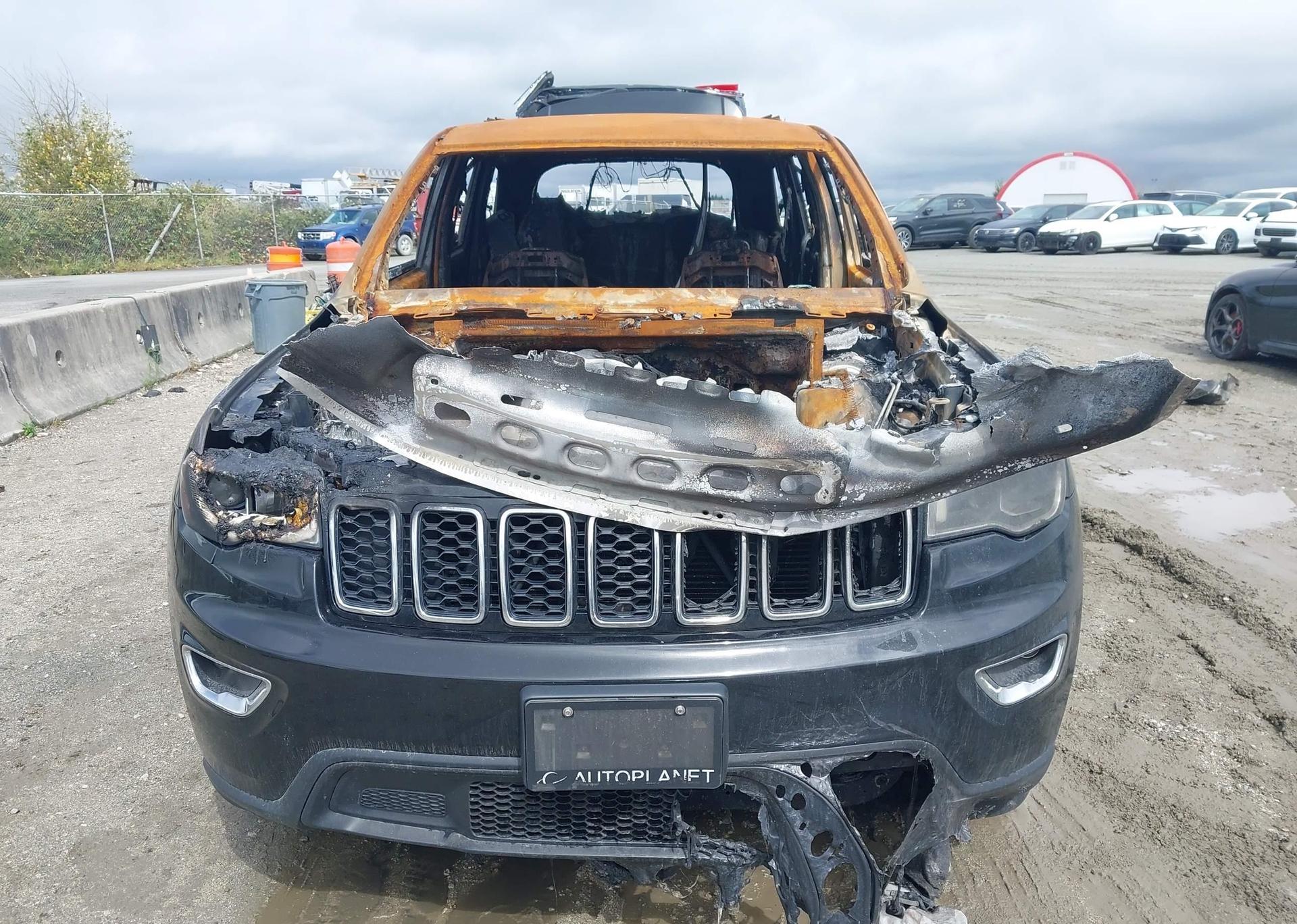 2020 JEEP GRAND CHEROKEE LAREDO