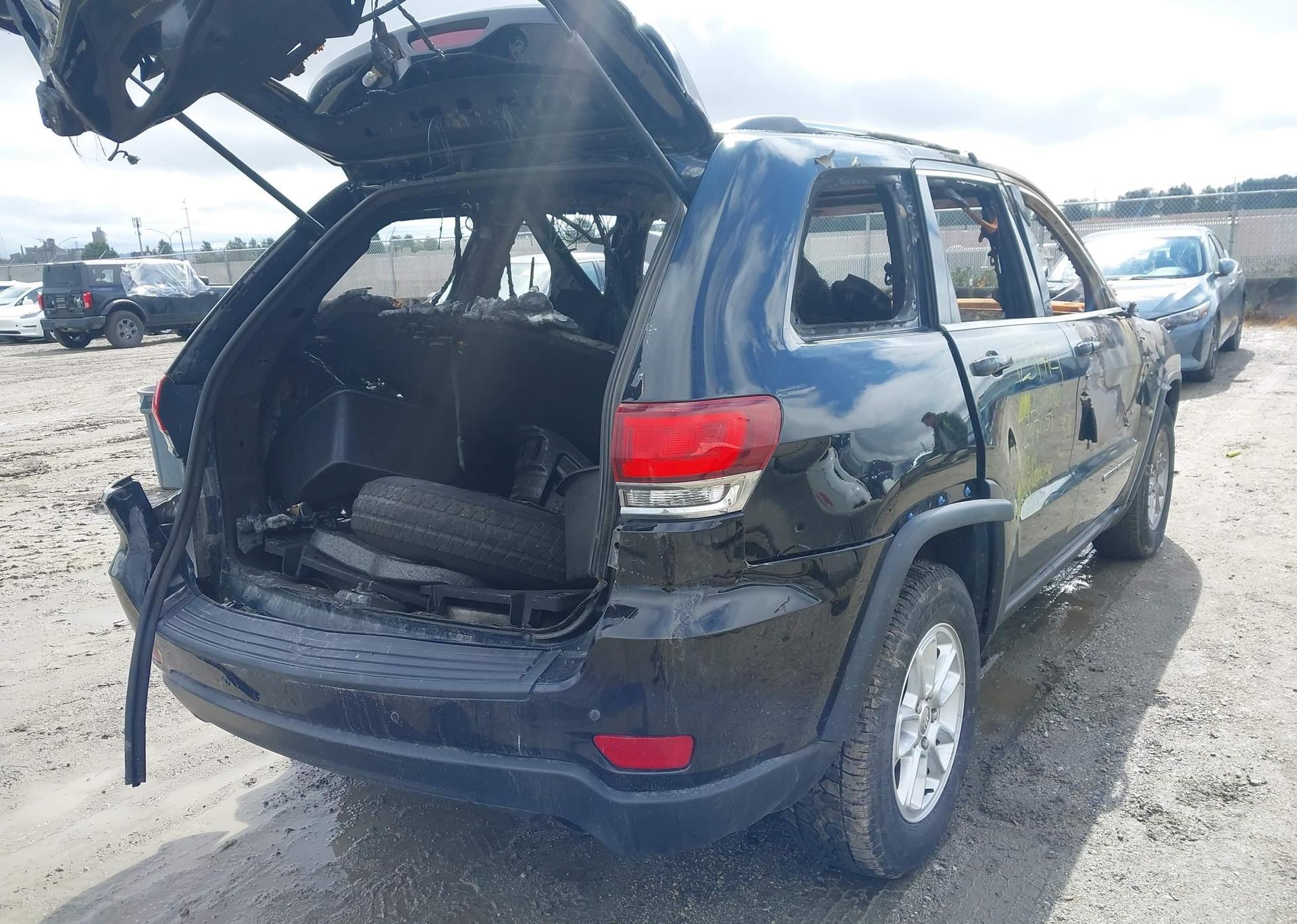 2020 JEEP GRAND CHEROKEE LAREDO