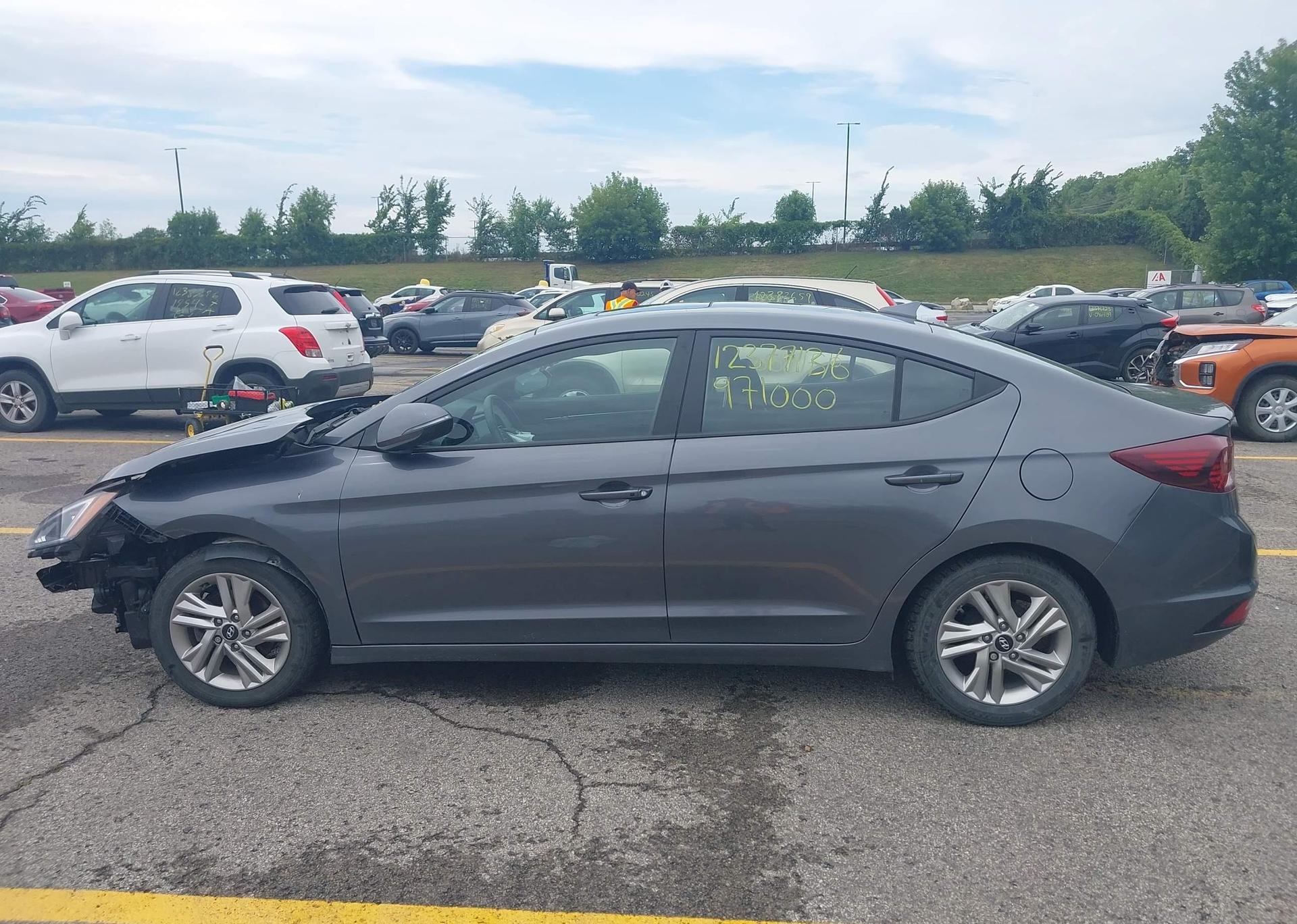 2020 HYUNDAI ELANTRA SEL