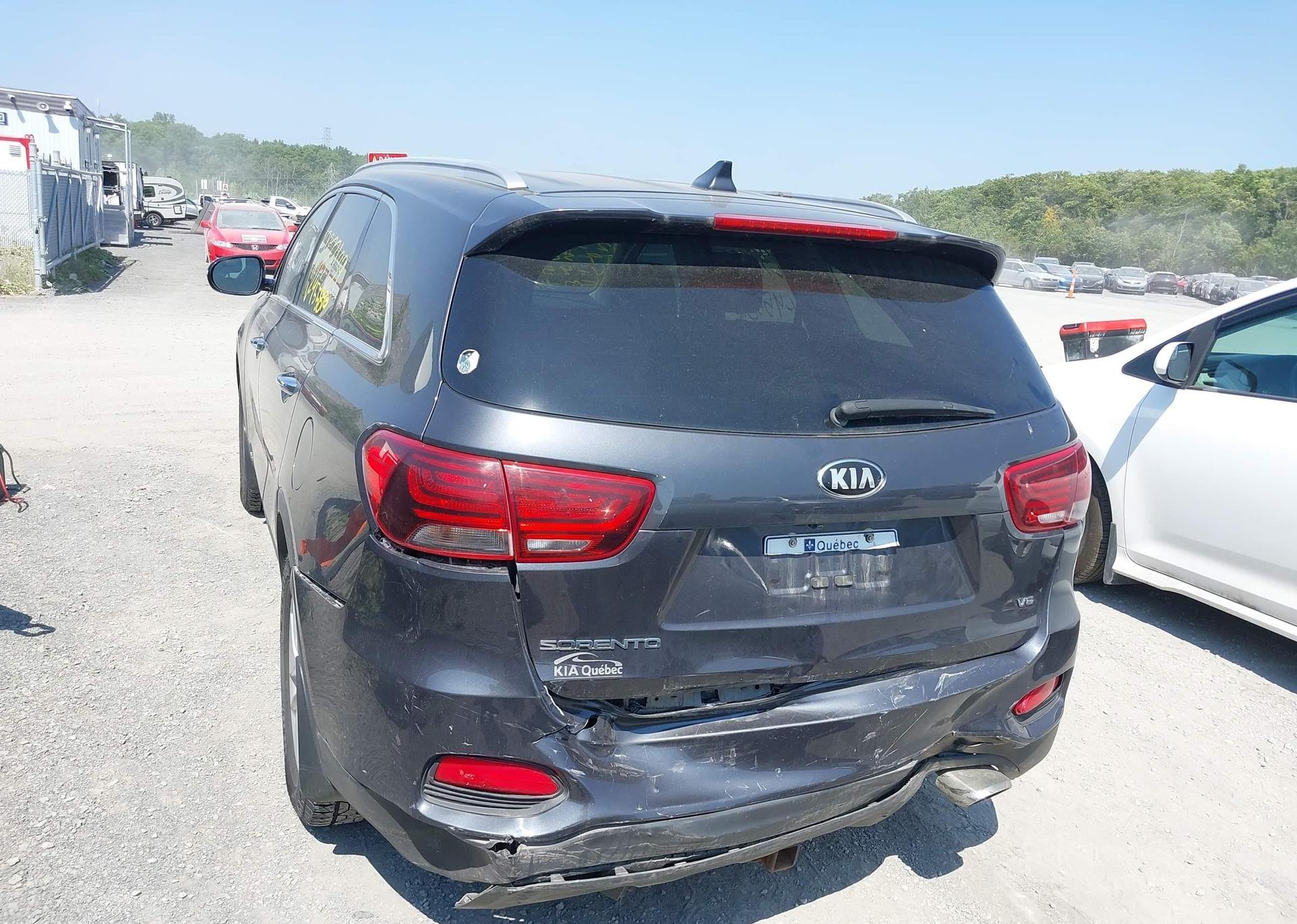 2019 KIA SORENTO 2.4L LX