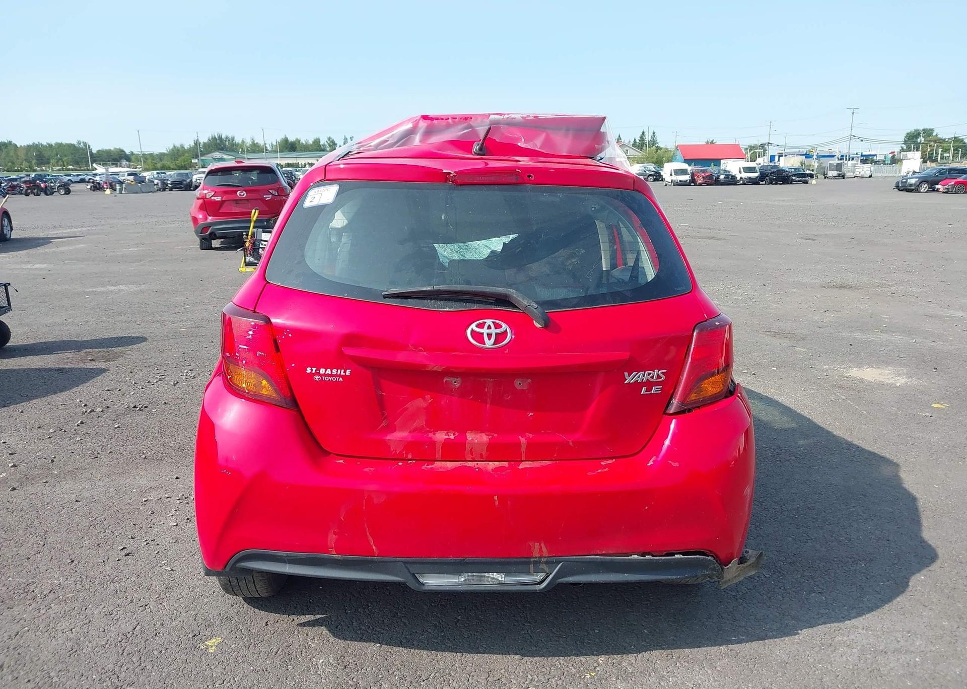 2016 TOYOTA YARIS LE