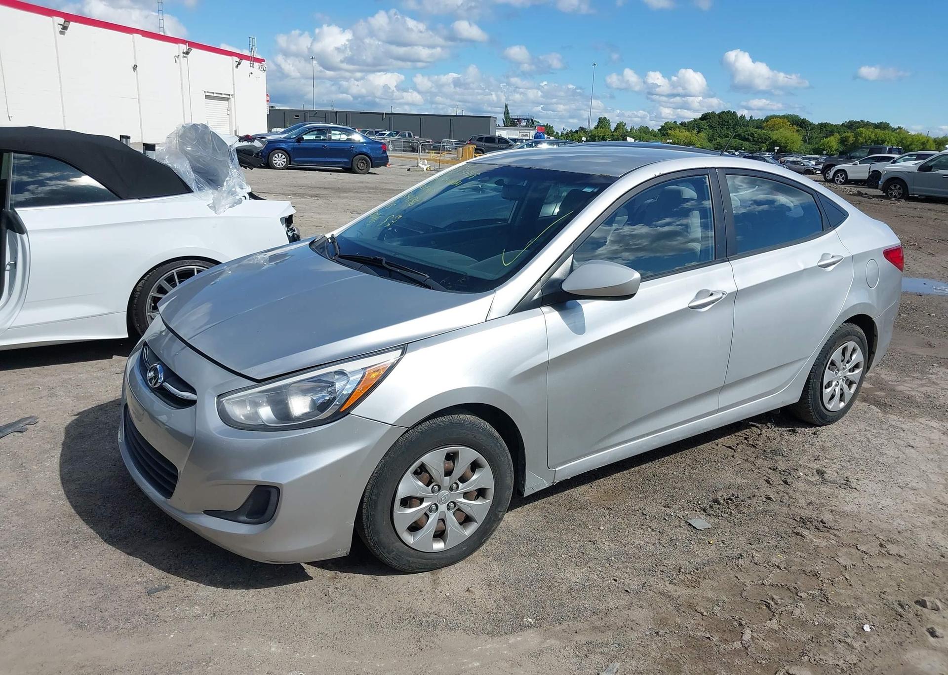 2015 HYUNDAI ACCENT GL