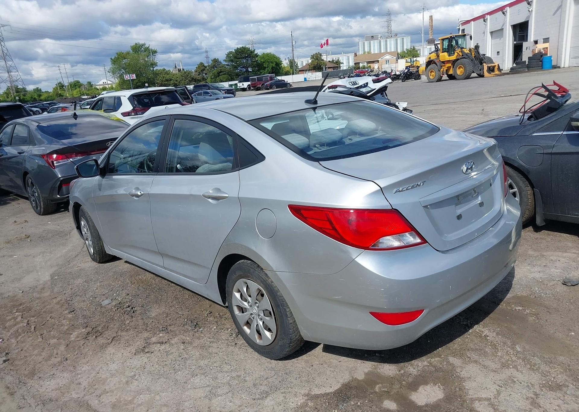 2015 HYUNDAI ACCENT GL
