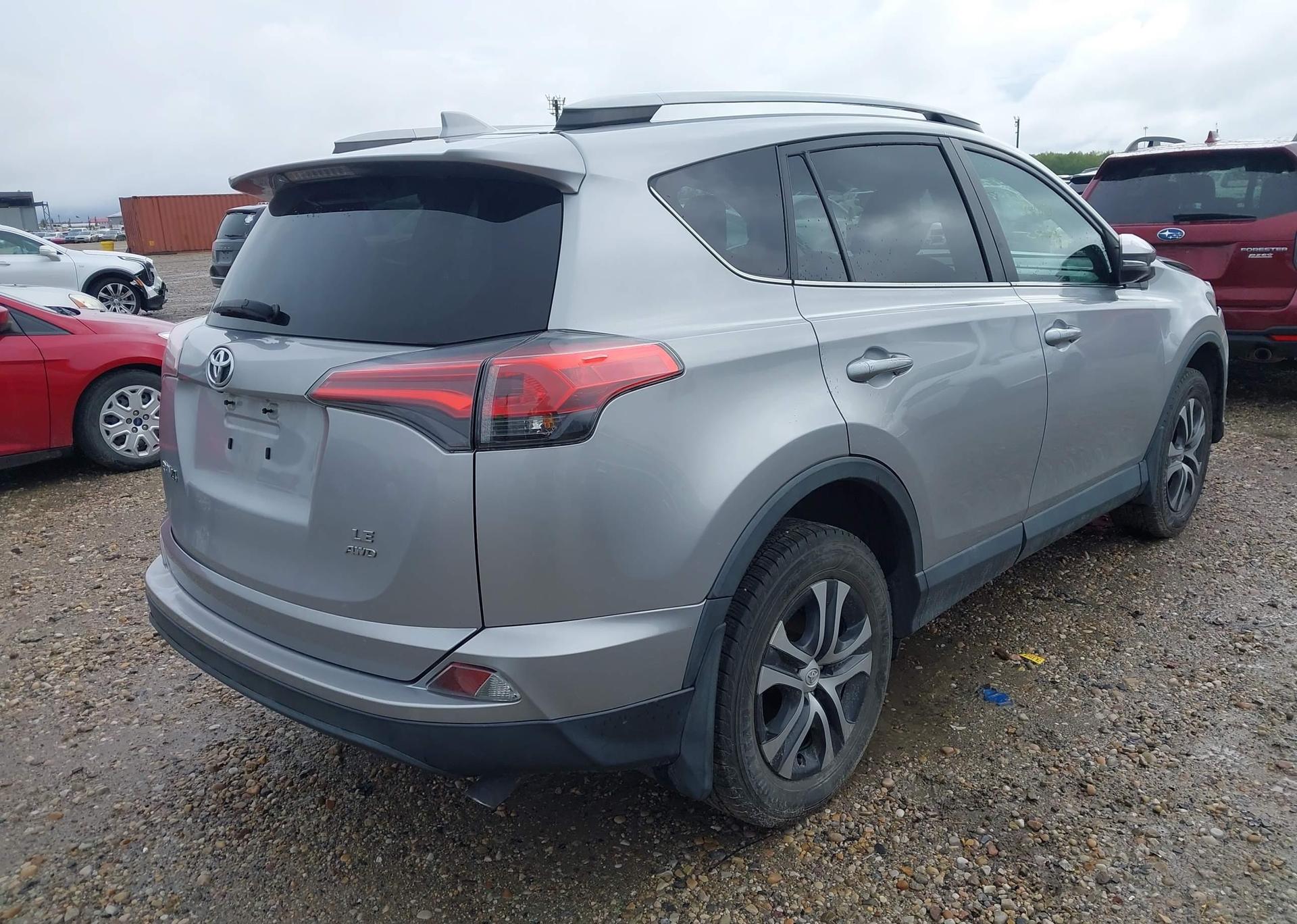 2017 TOYOTA RAV4 LE