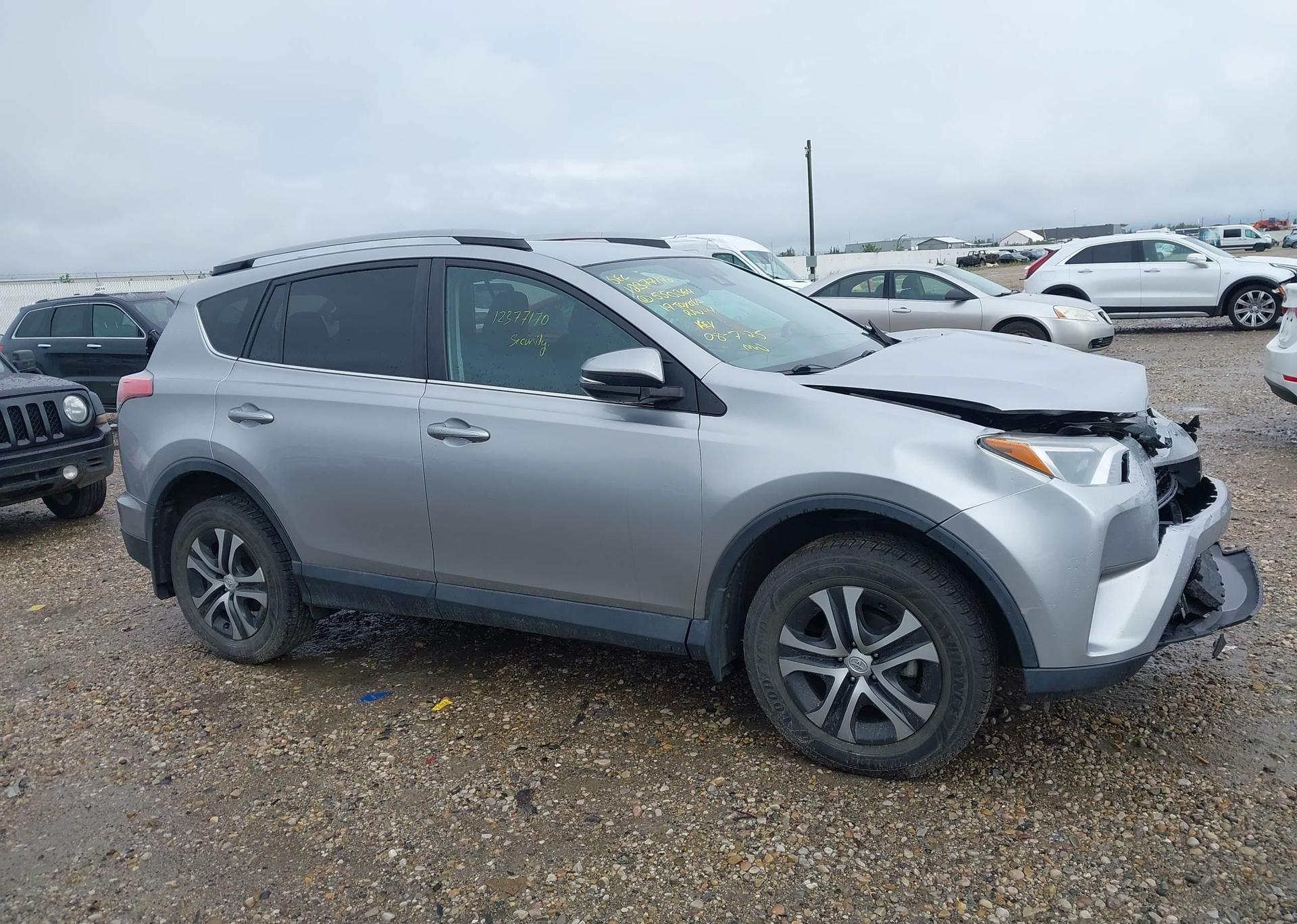 2017 TOYOTA RAV4 LE