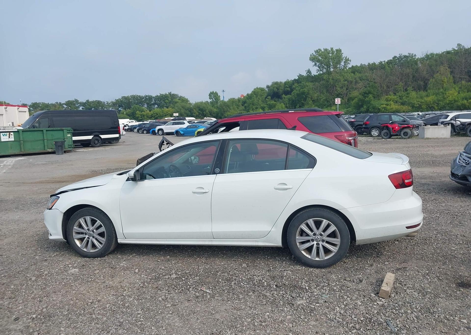 2017 VOLKSWAGEN JETTA SE