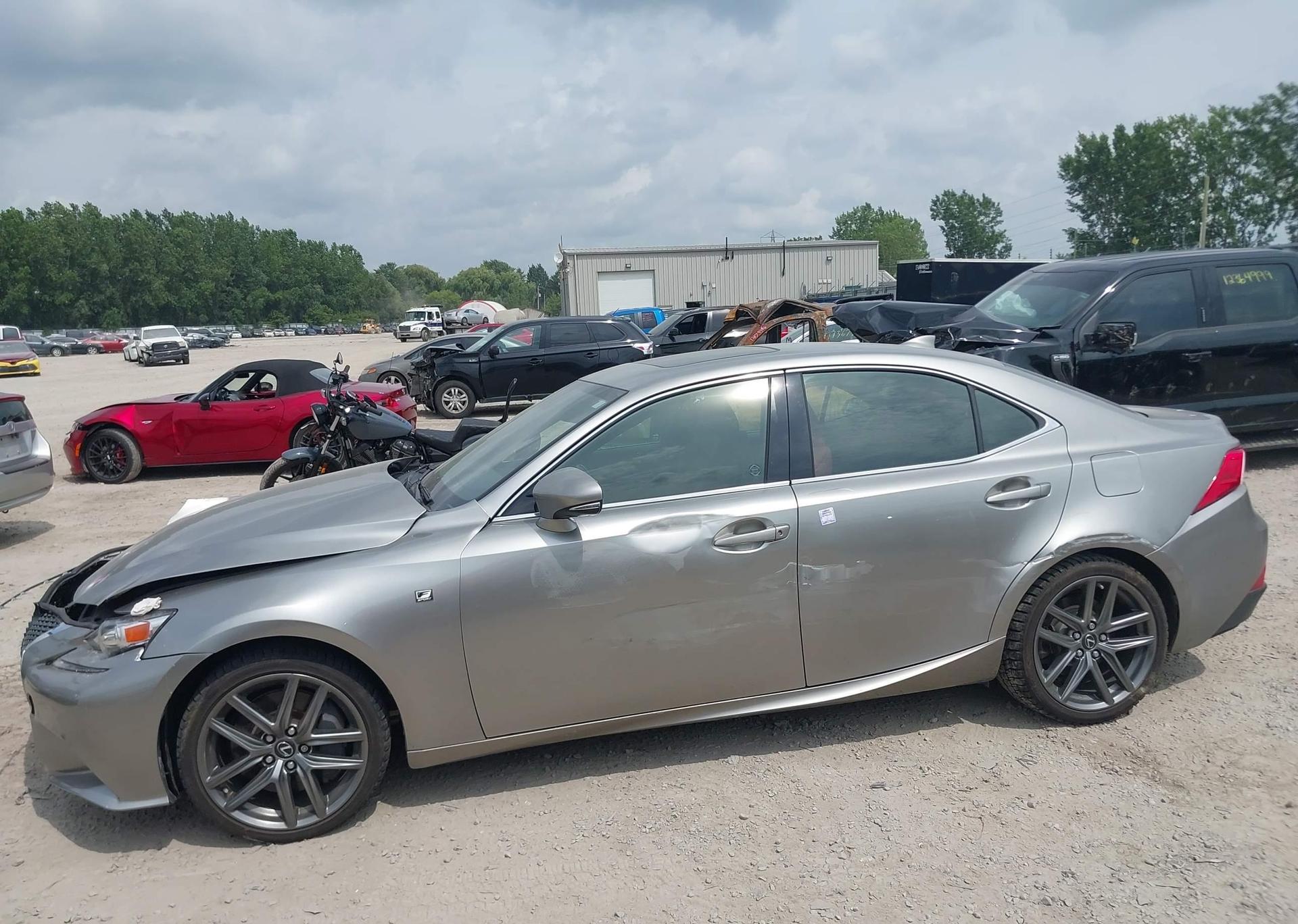 2016 LEXUS IS 300