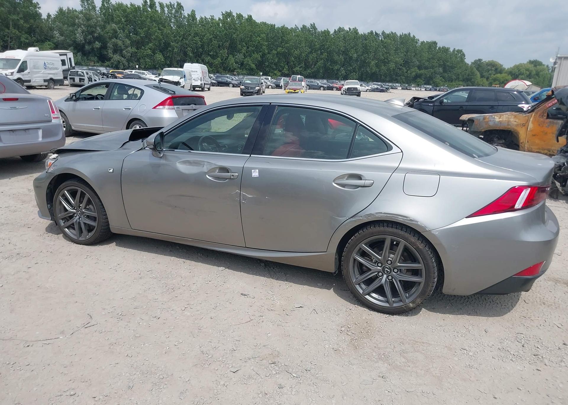 2016 LEXUS IS 300