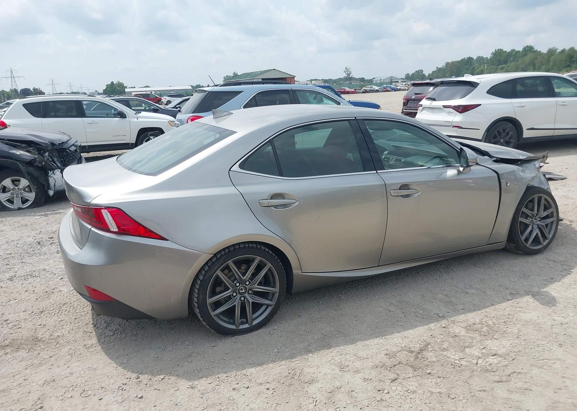 2016 LEXUS IS 300