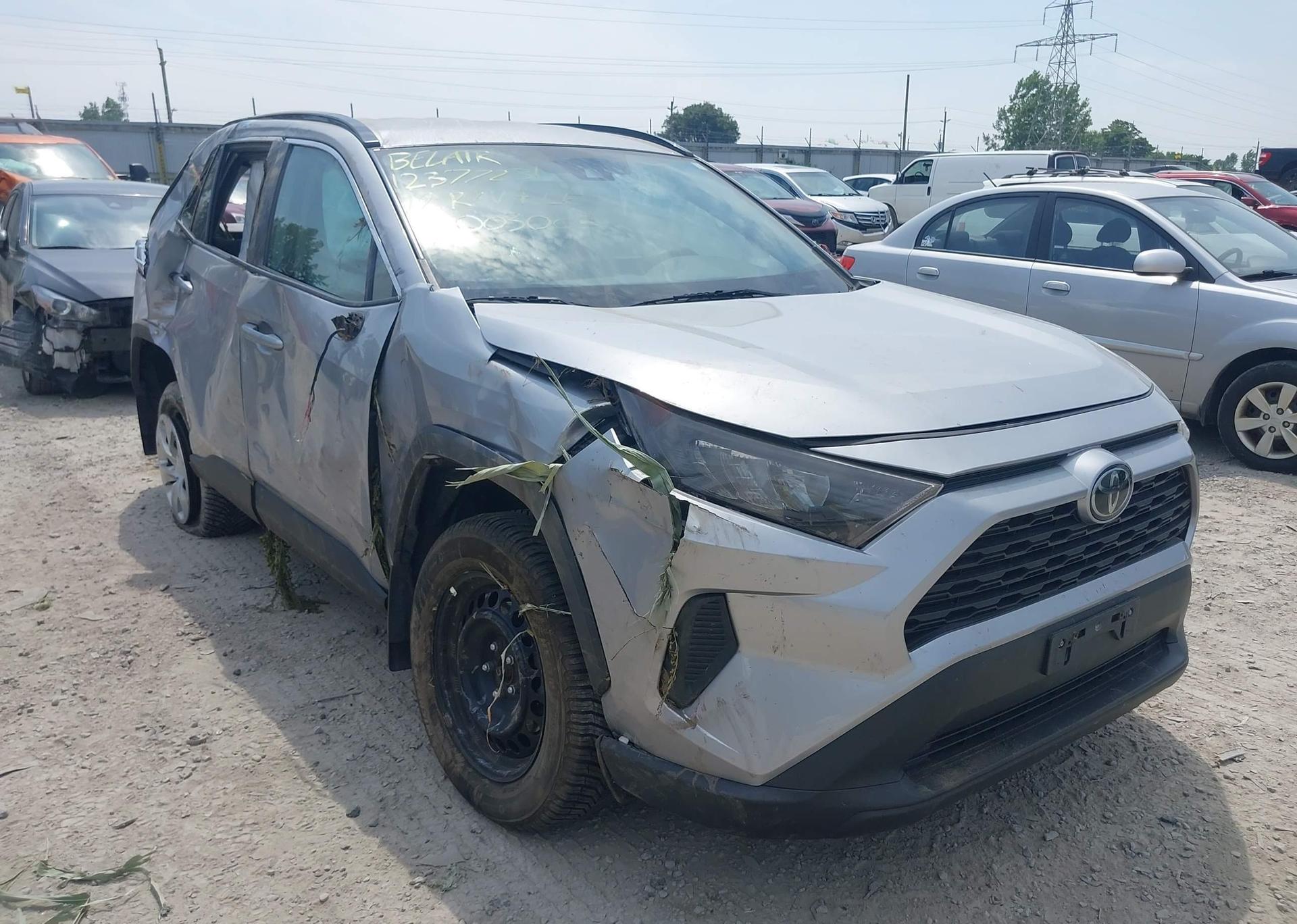 2019 TOYOTA RAV4 LE
