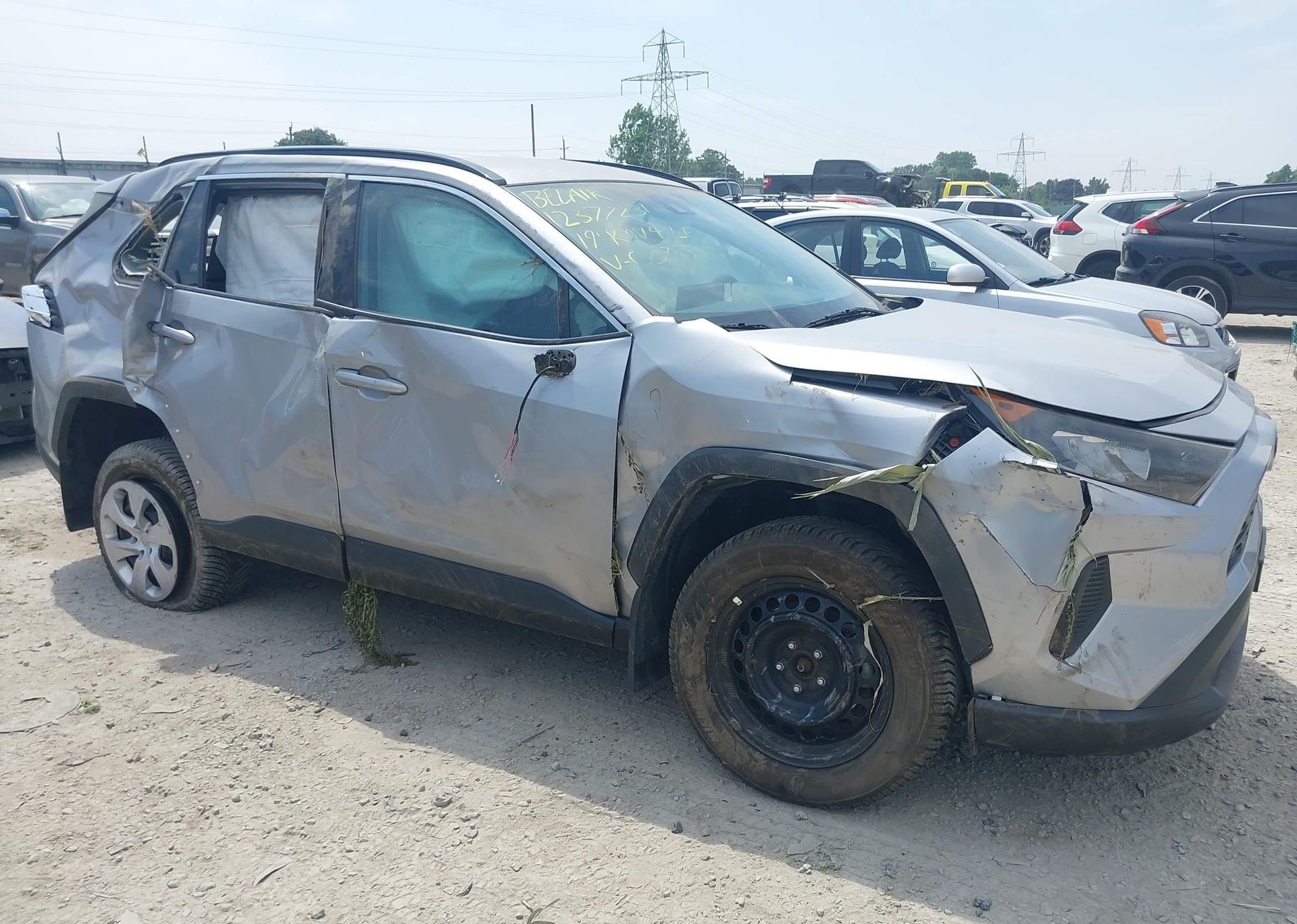 2019 TOYOTA RAV4 LE