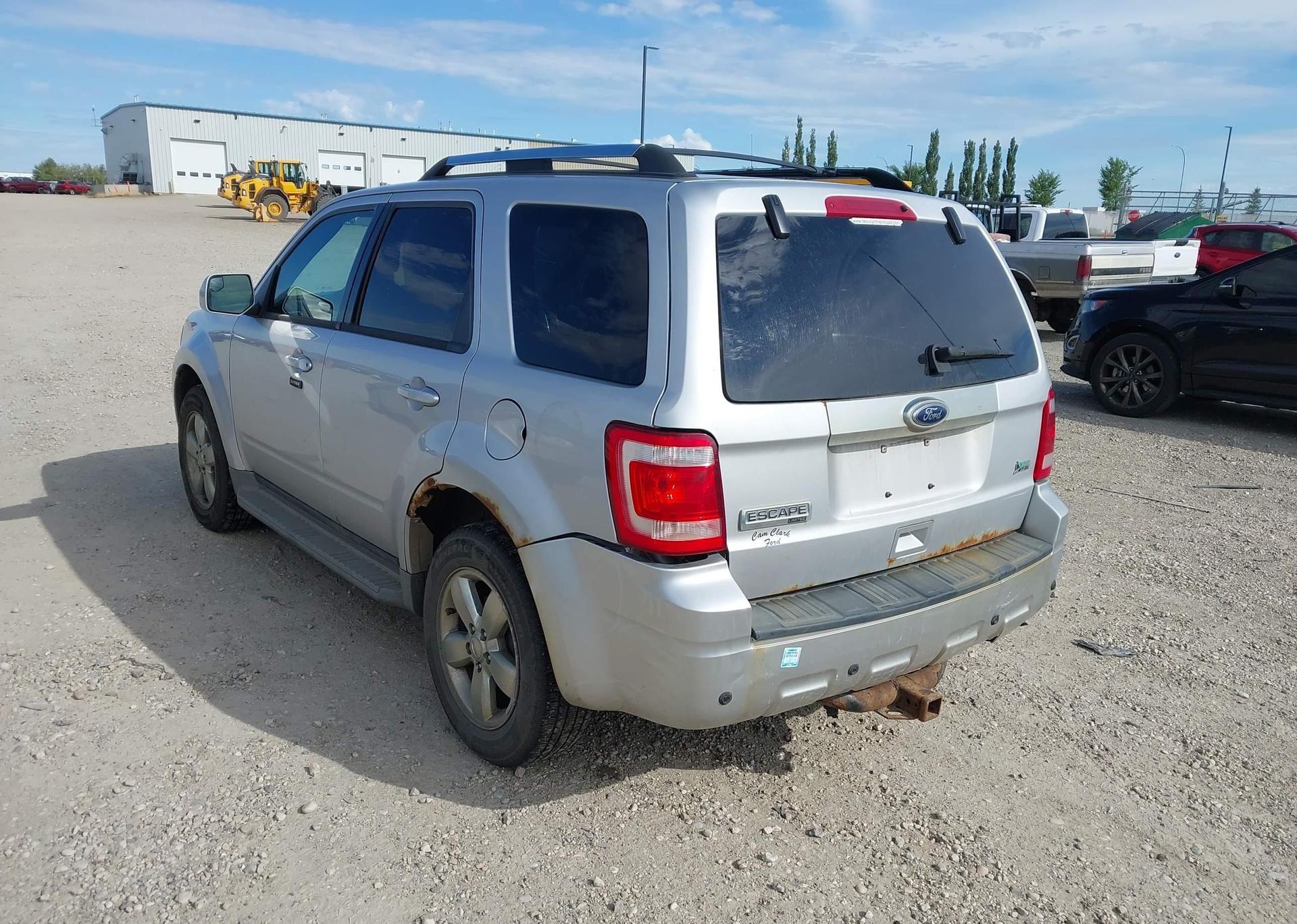 2011 FORD ESCAPE LIMITED