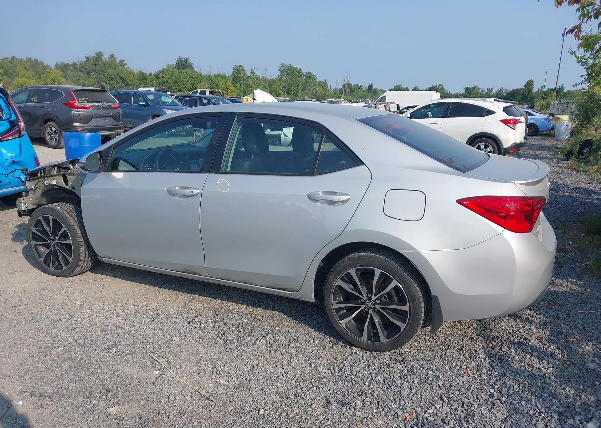 2018 TOYOTA COROLLA SE