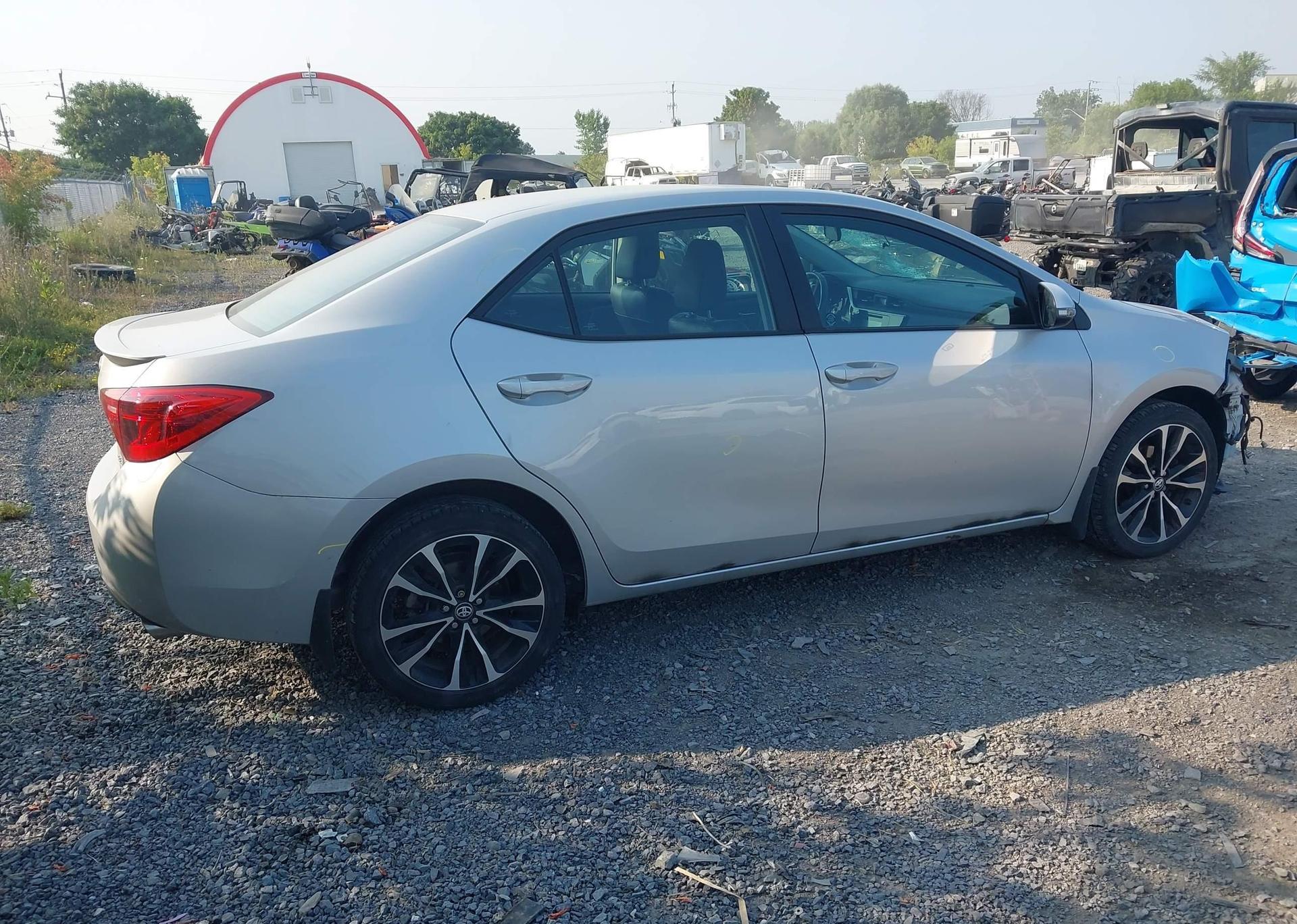 2018 TOYOTA COROLLA SE
