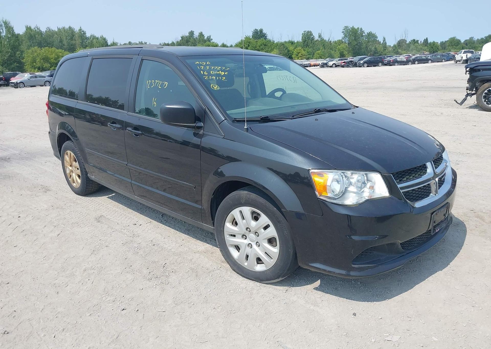 2016 DODGE GRAND CARAVAN SE