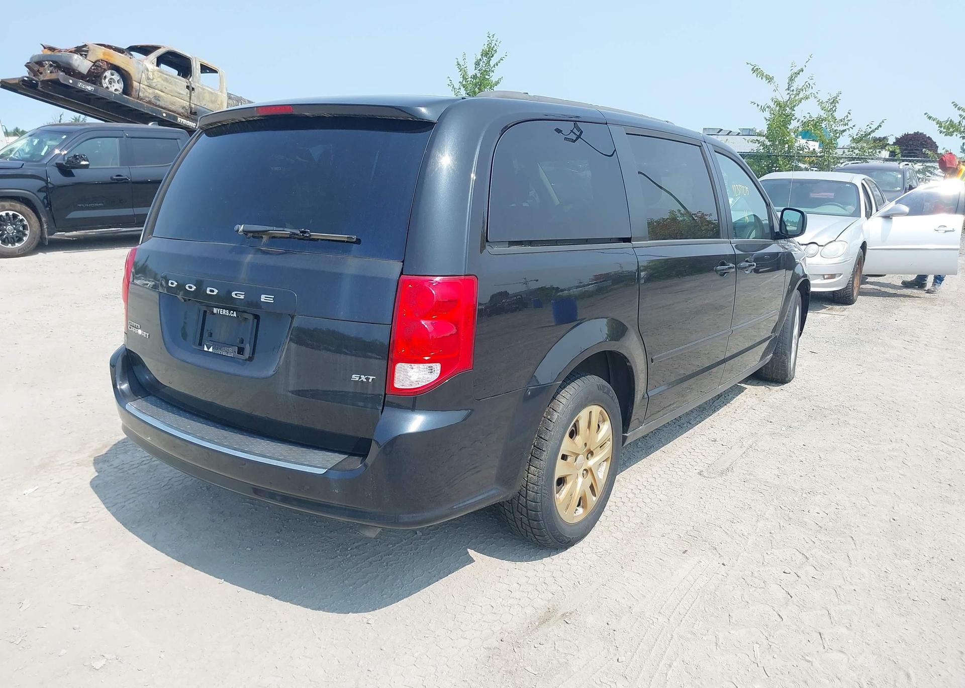 2016 DODGE GRAND CARAVAN SE