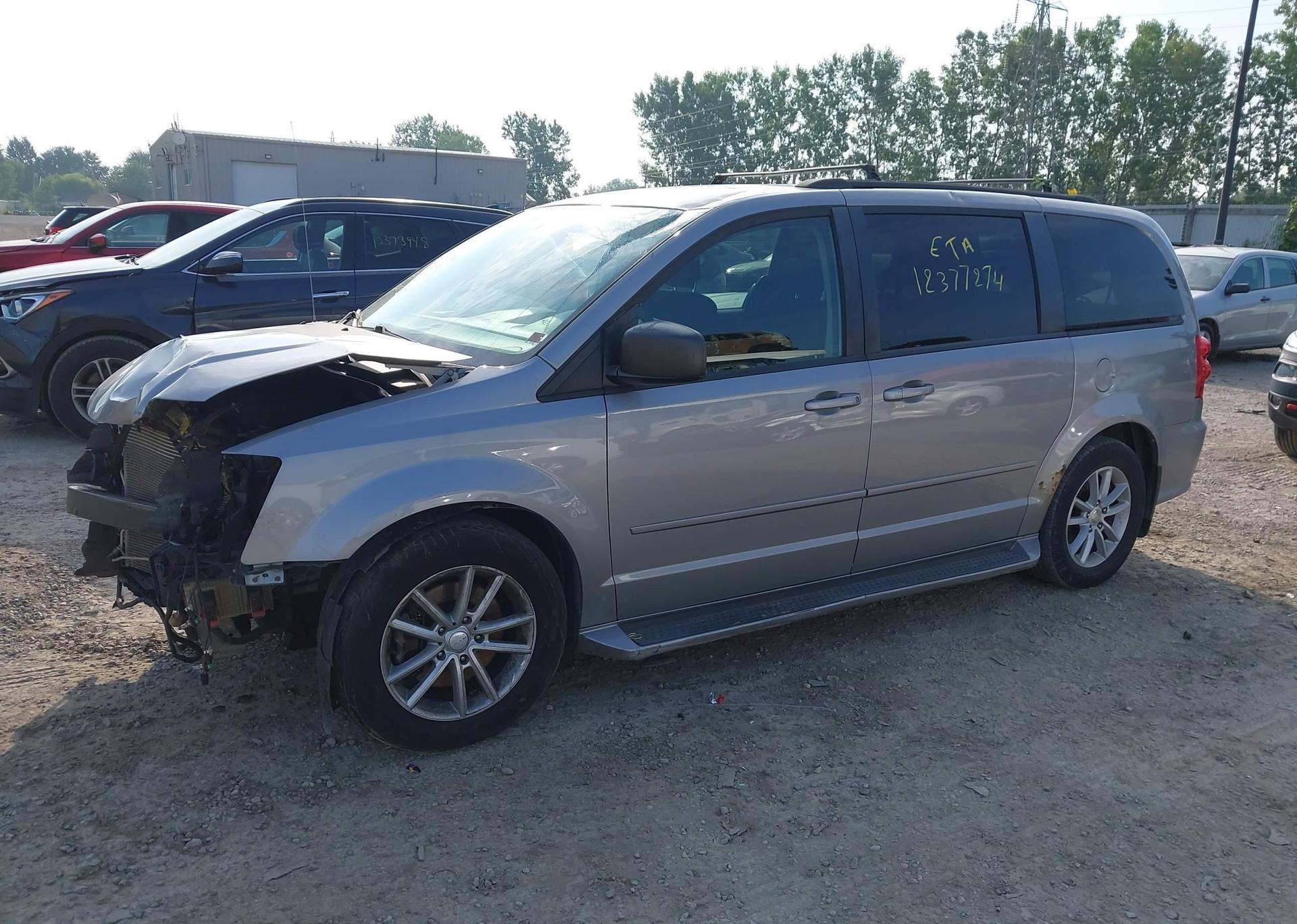 2015 DODGE GRAND CARAVAN SE