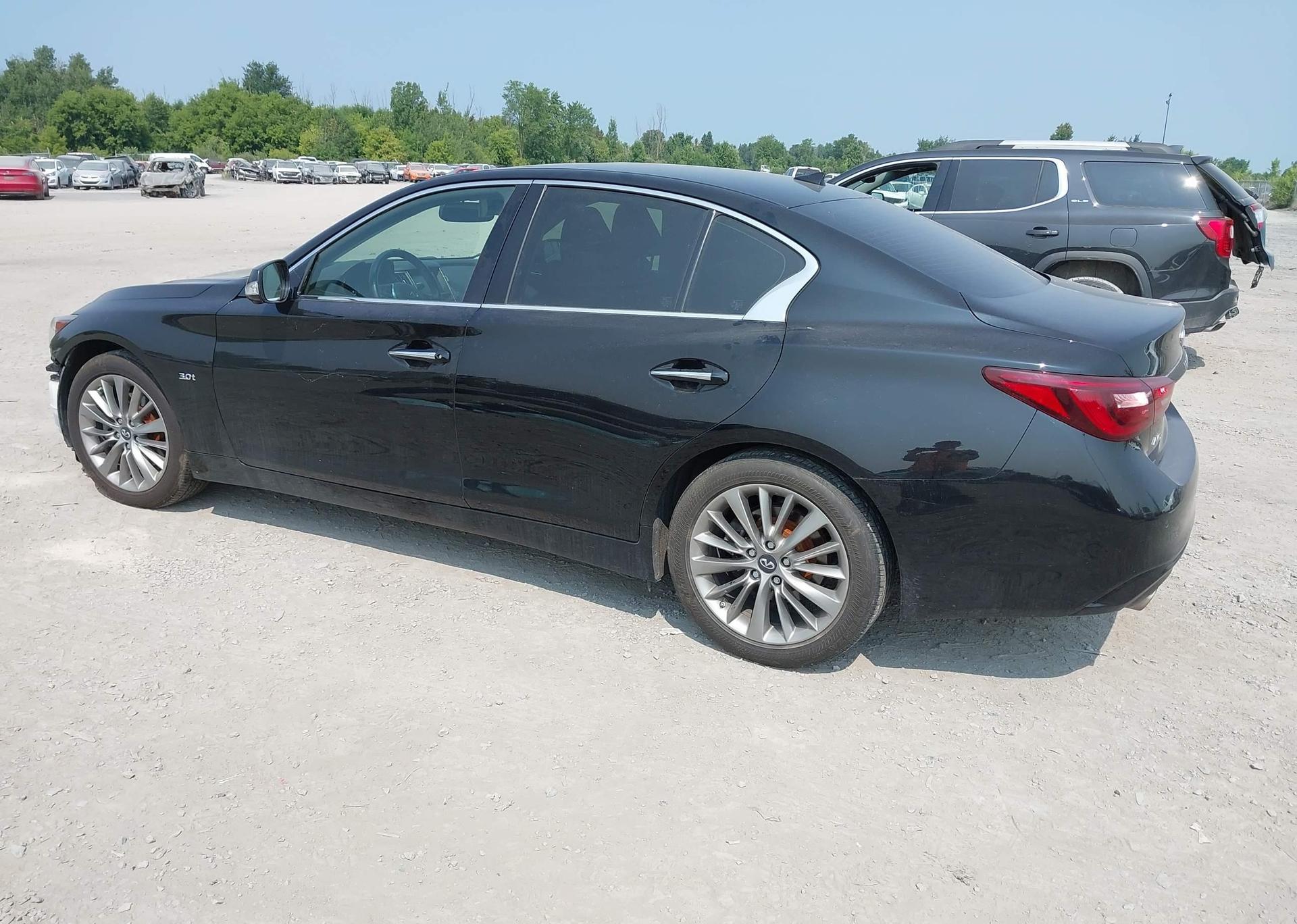 2018 INFINITI Q50 LUXE