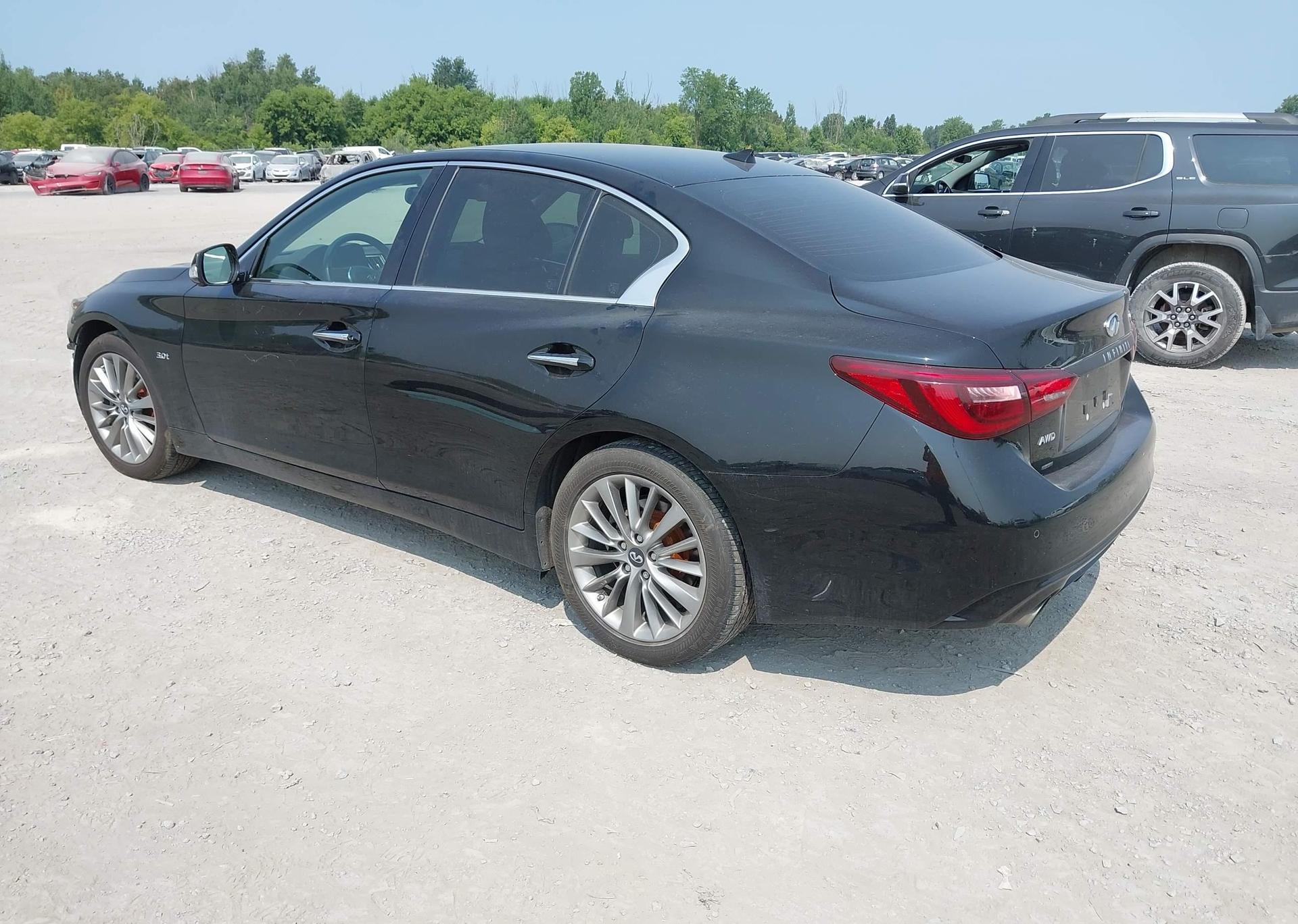 2018 INFINITI Q50 LUXE