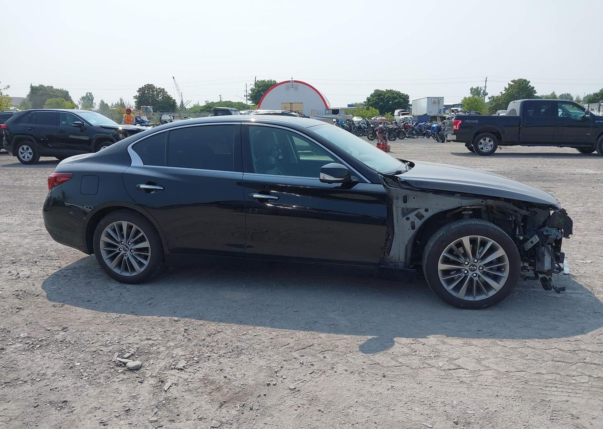 2018 INFINITI Q50 LUXE