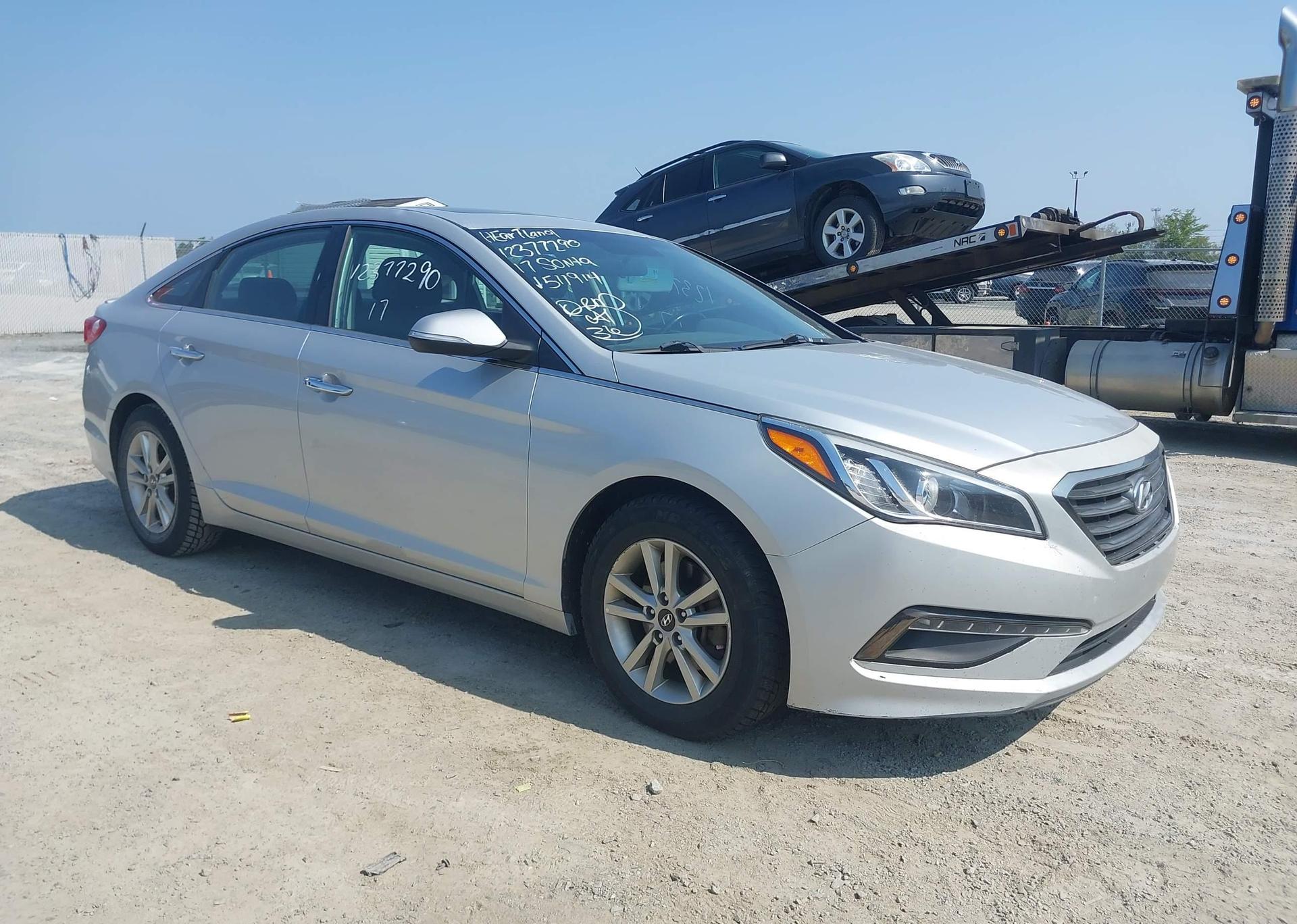 2017 HYUNDAI SONATA GLS