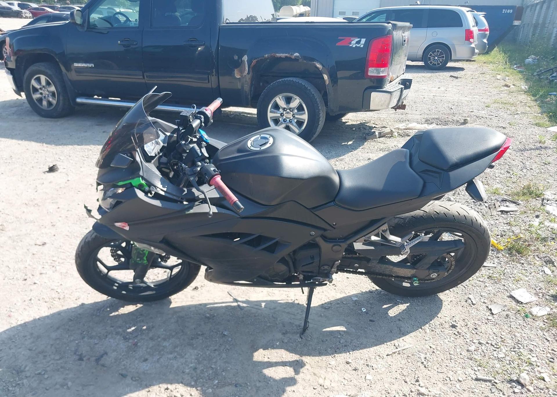 2013 KAWASAKI EX300 A