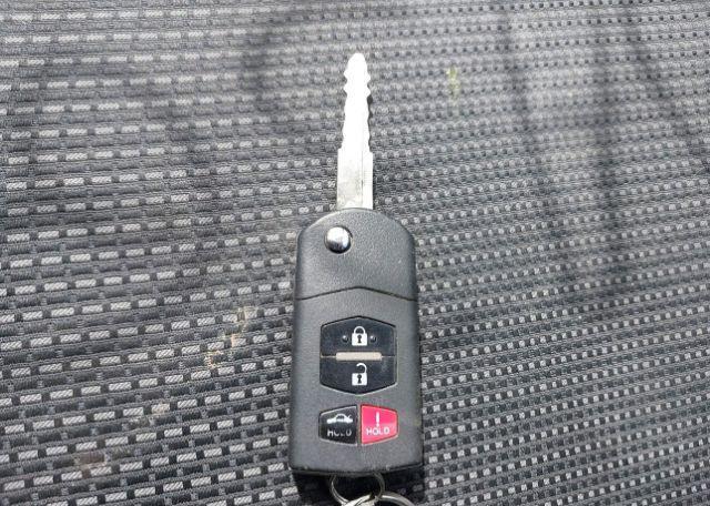 2013 MAZDA MAZDA3 GS-SKY