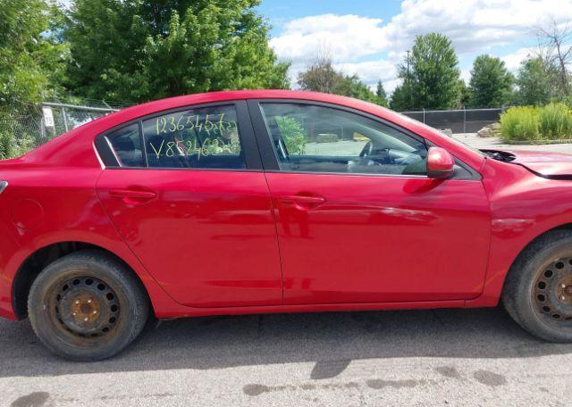 2013 MAZDA MAZDA3 GS-SKY