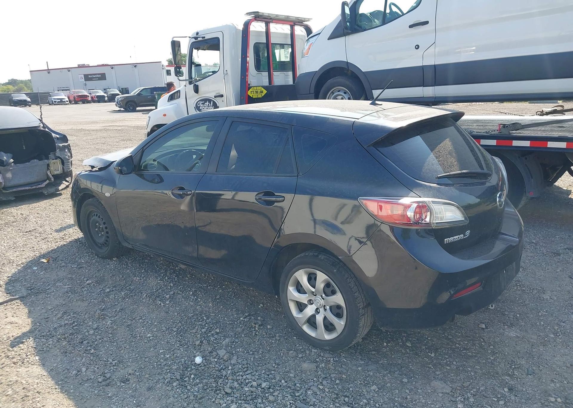 2010 MAZDA MAZDA3 GX