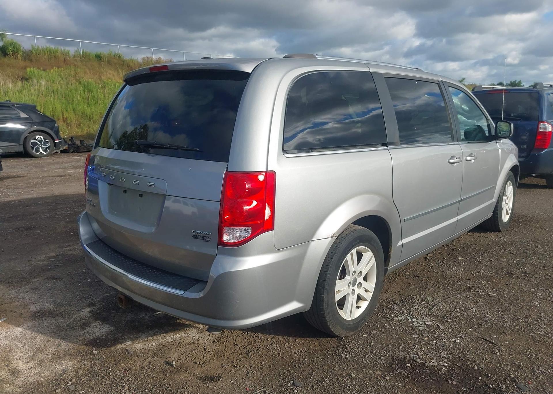 2015 DODGE GRAND CARAVAN CREW