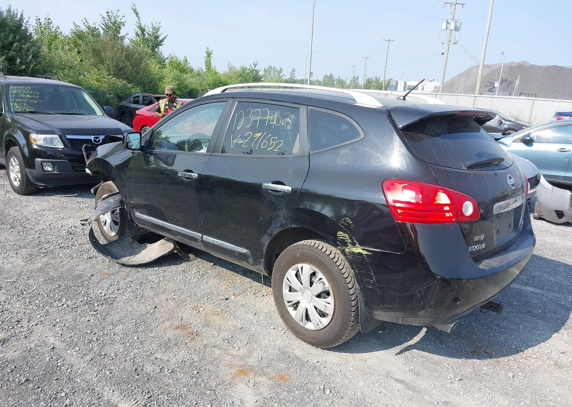 2011 NISSAN ROGUE S