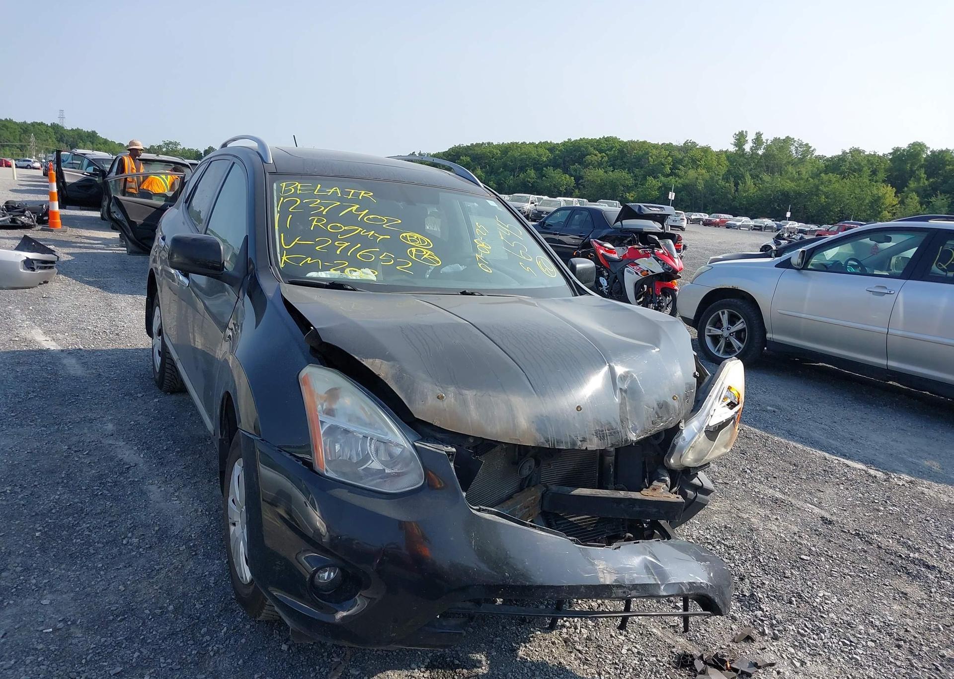 2011 NISSAN ROGUE S