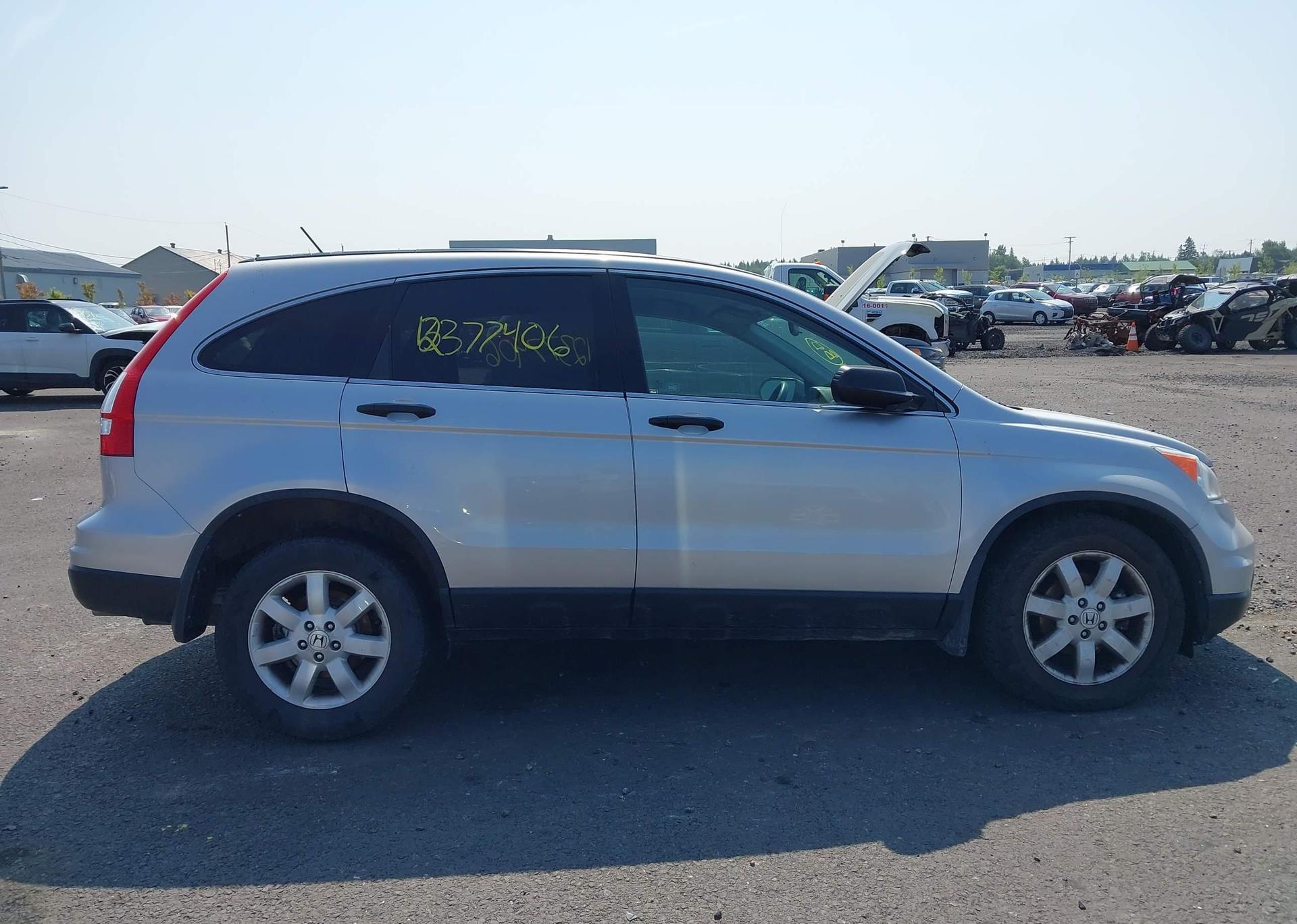 2011 HONDA CR-V LX