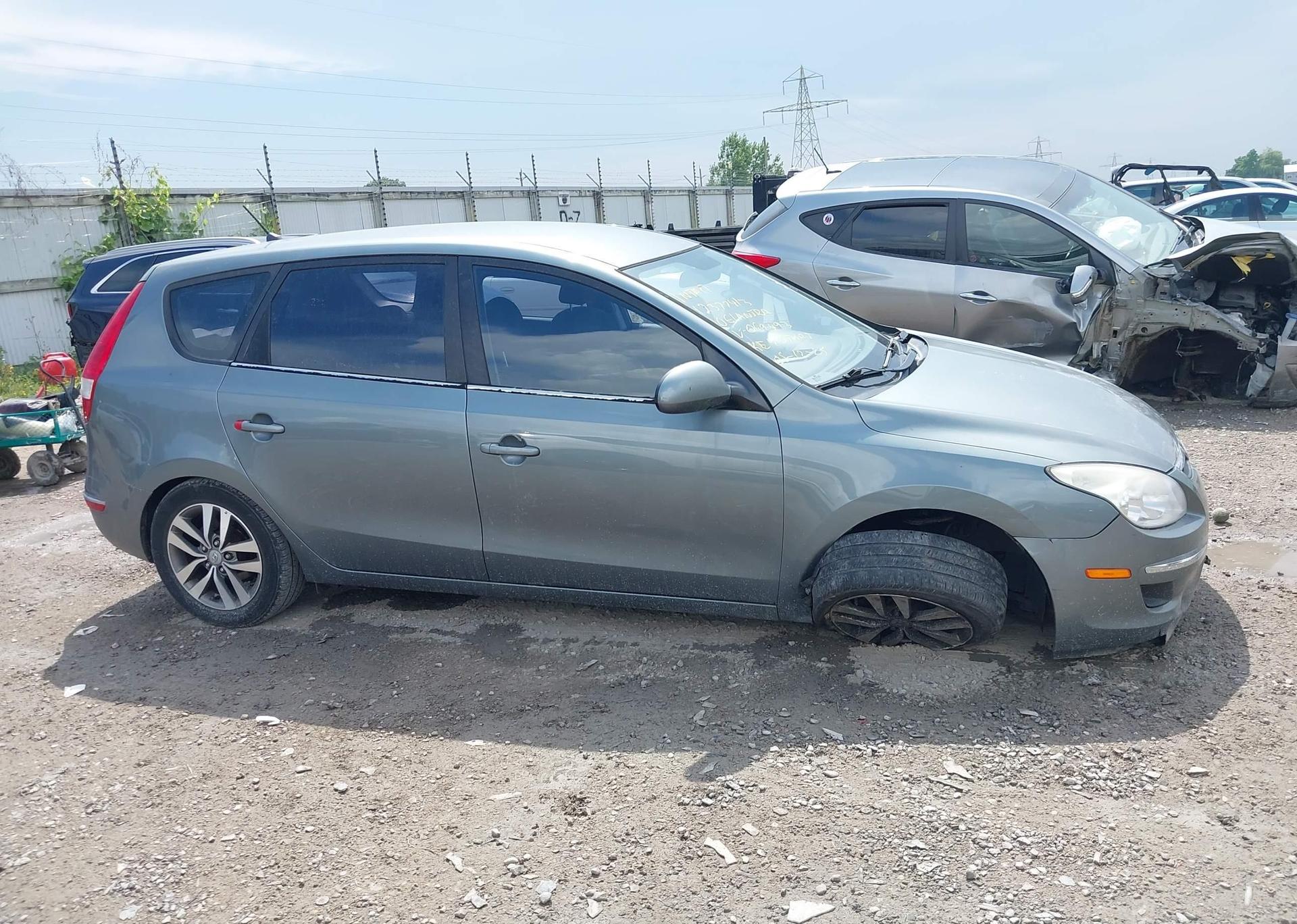 2010 HYUNDAI ELANTRA TOURING GLS