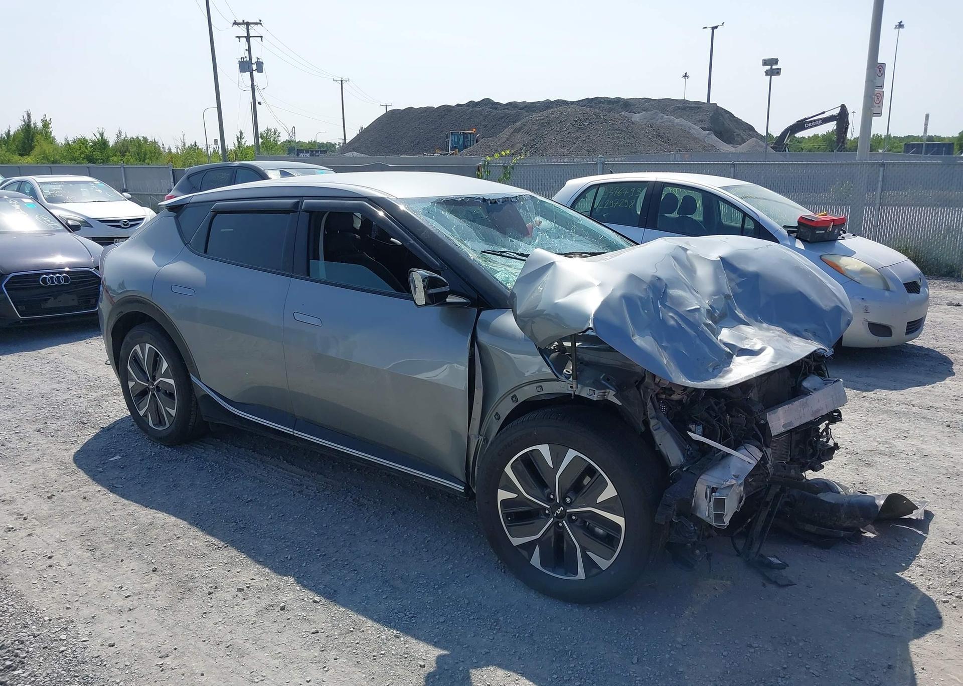 2024 KIA EV6 LAND
