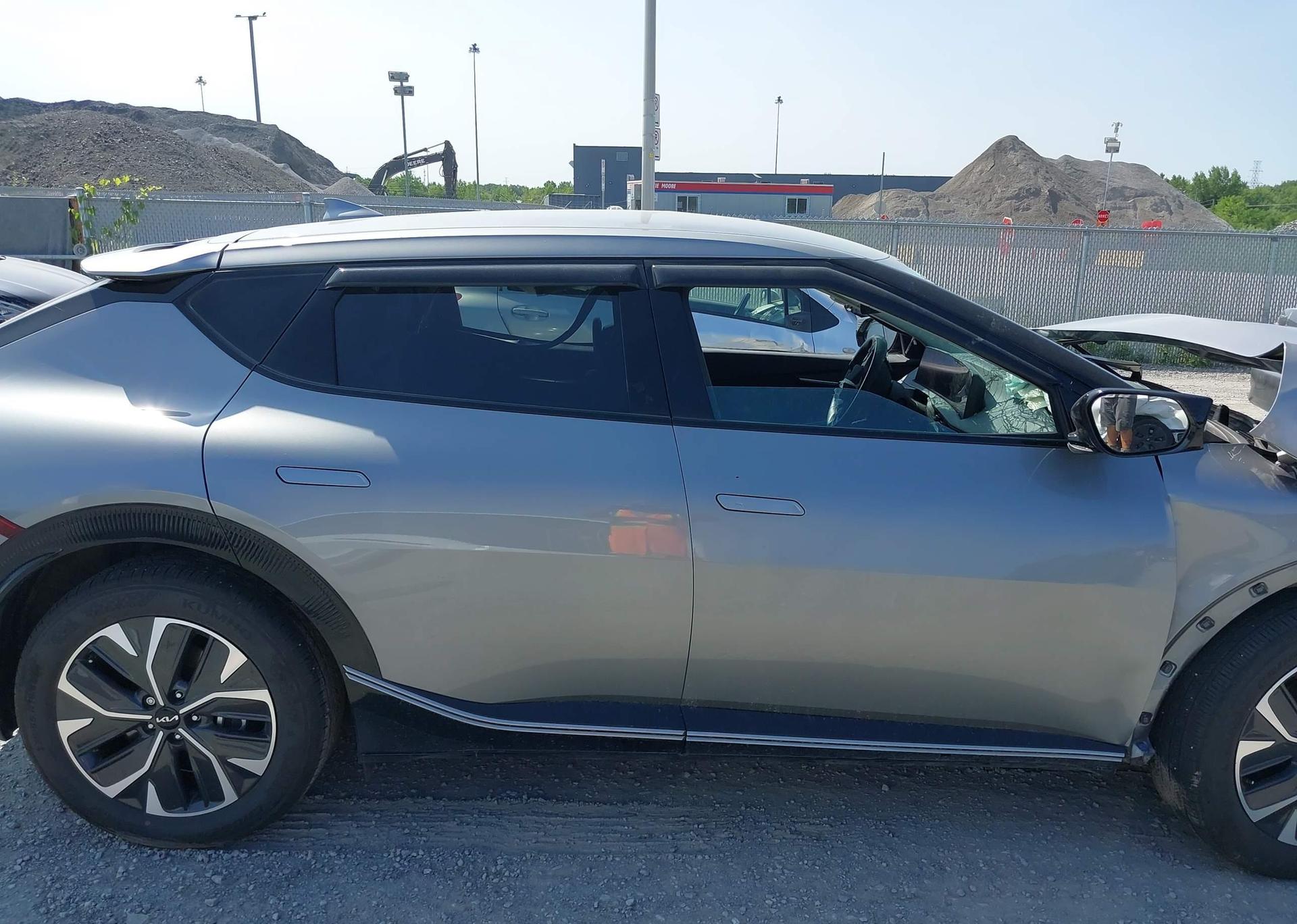 2024 KIA EV6 LAND