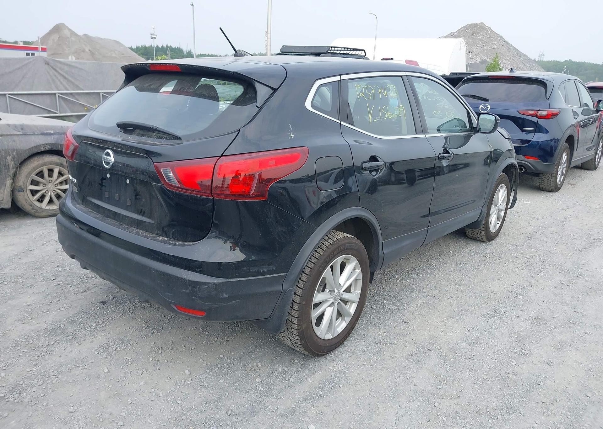 2018 NISSAN ROGUE SPORT S