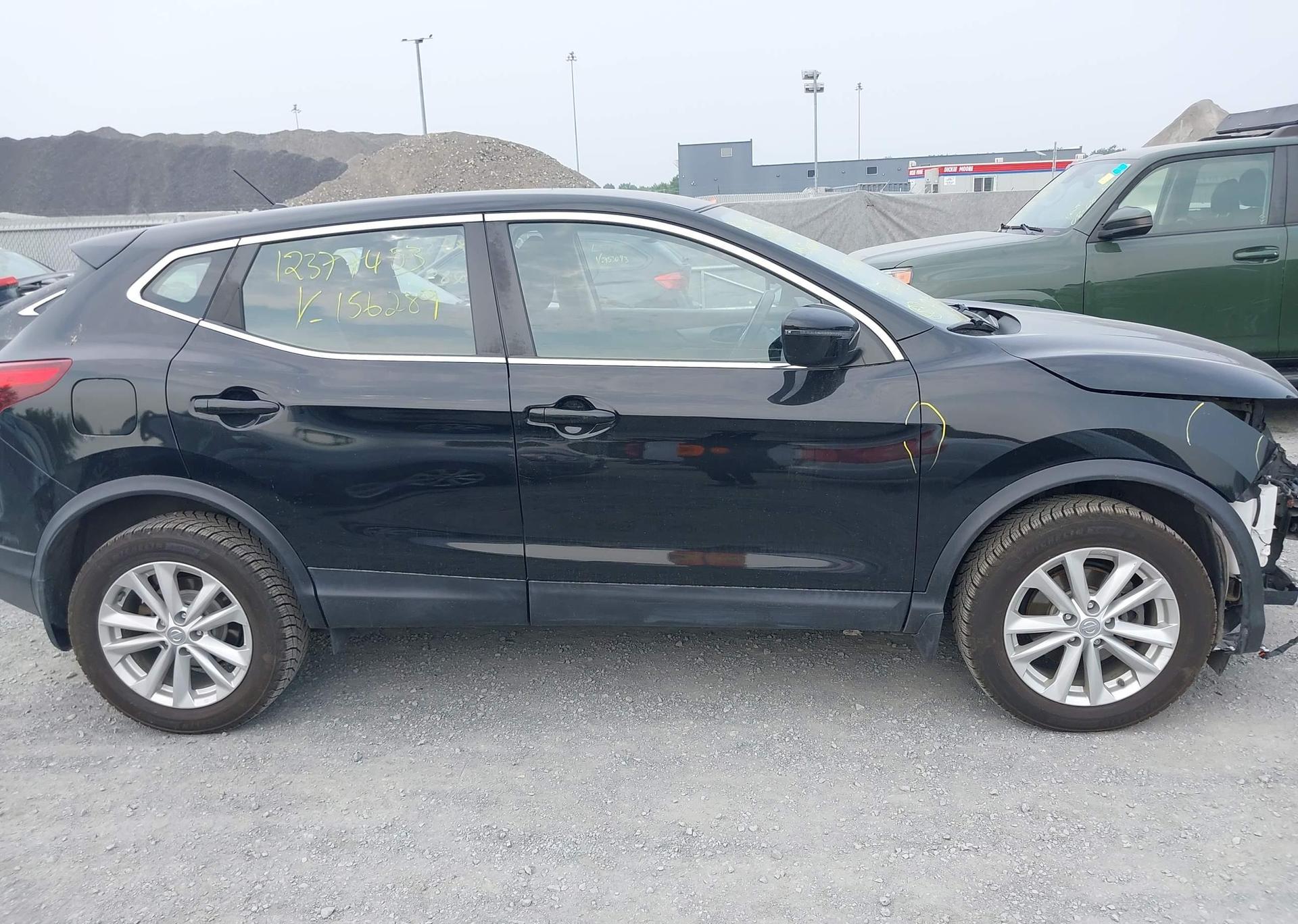 2018 NISSAN ROGUE SPORT S