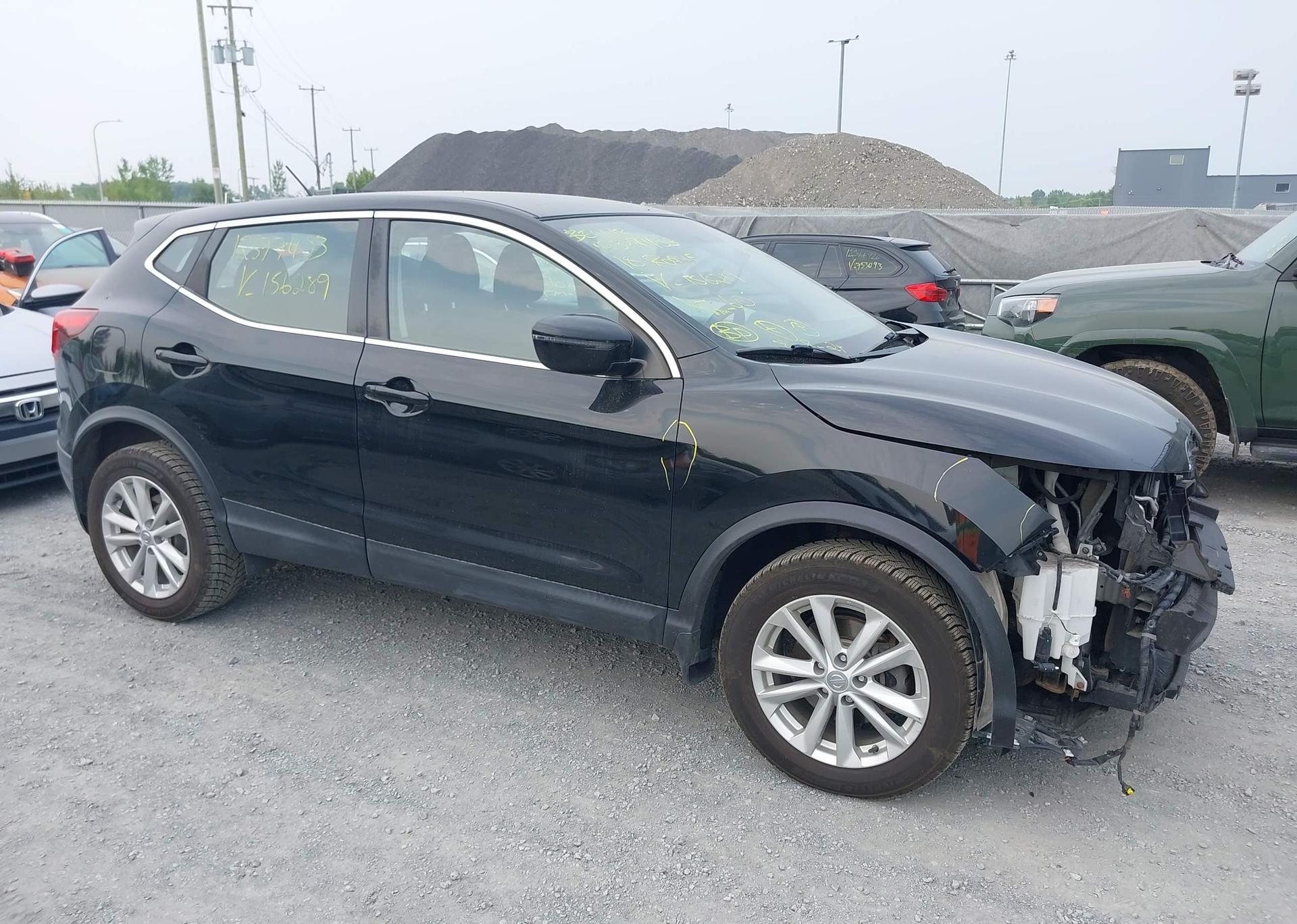 2018 NISSAN ROGUE SPORT S