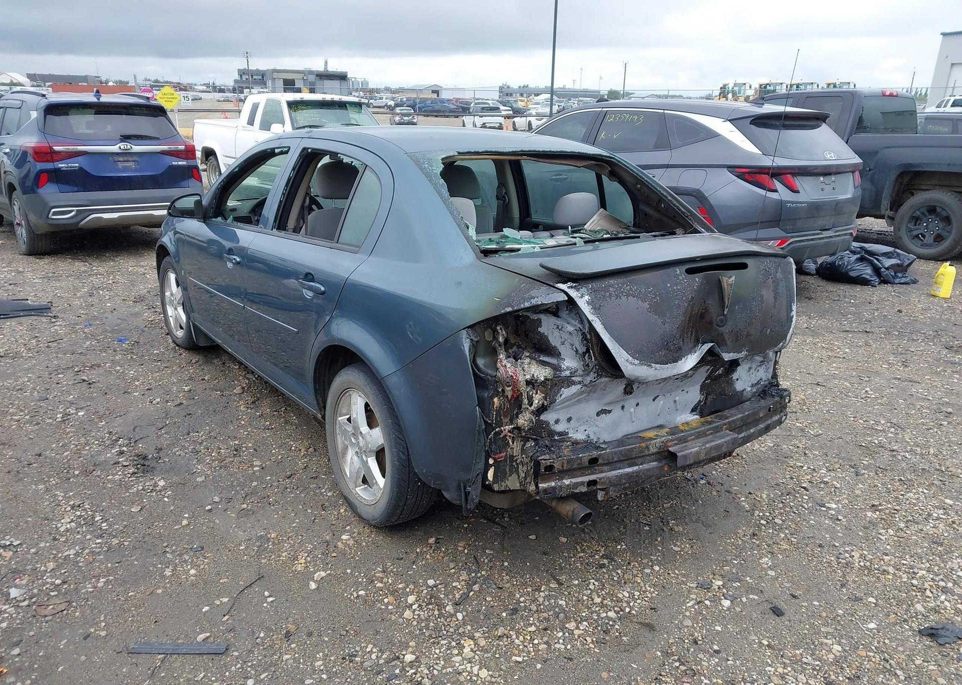 2006 PONTIAC PURSUIT SE