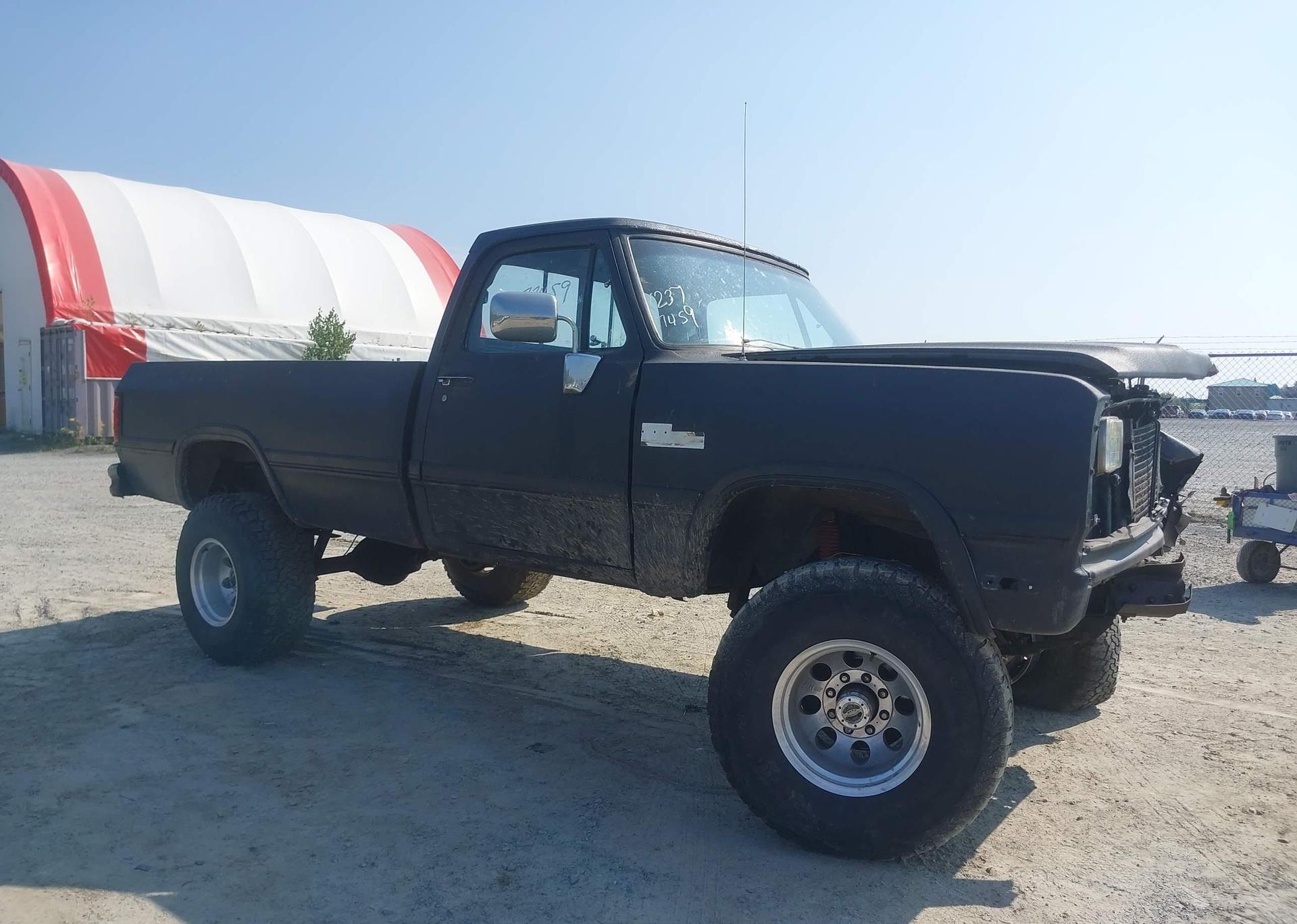 1991 DODGE W-SERIES W200