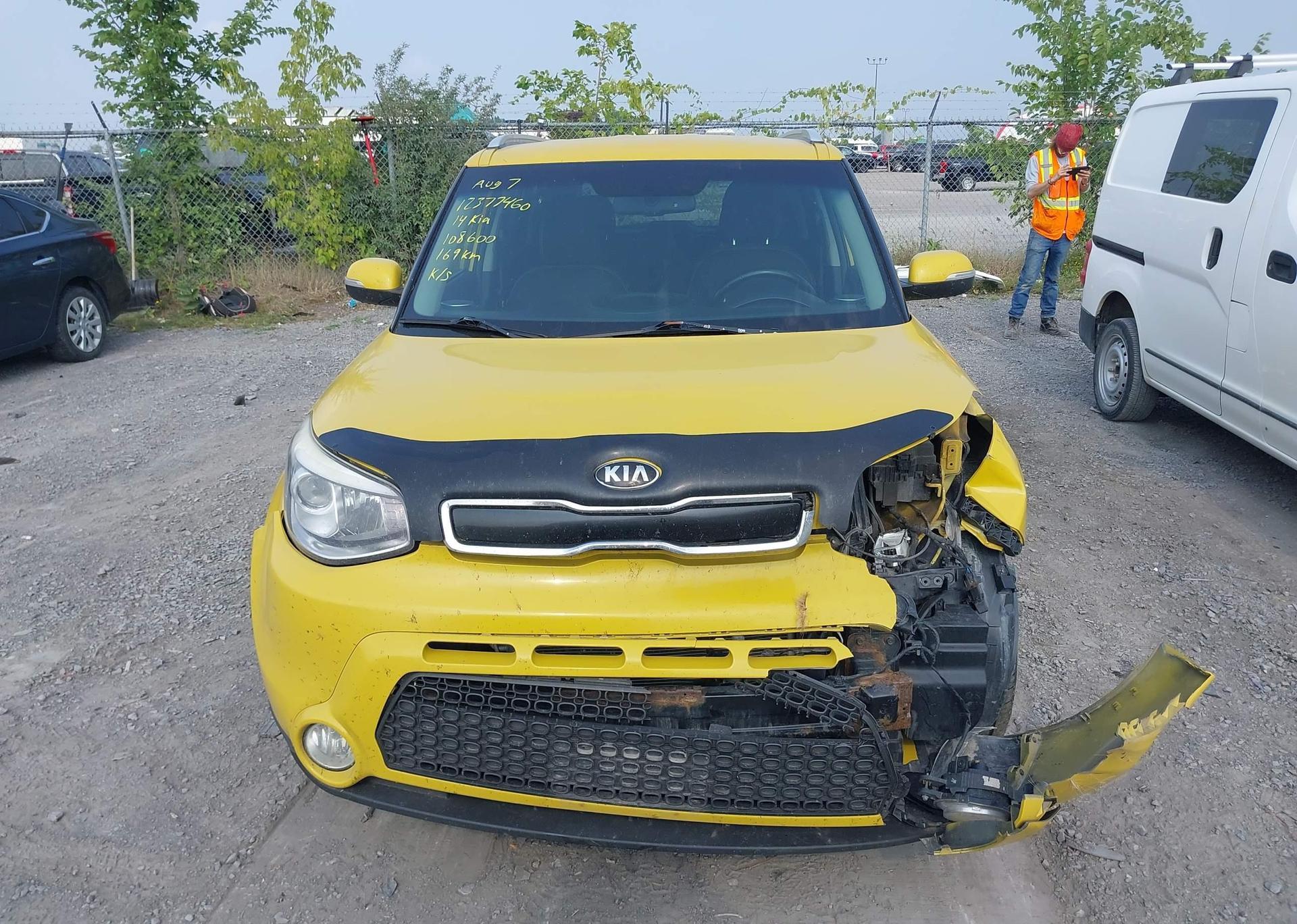 2014 KIA SOUL +