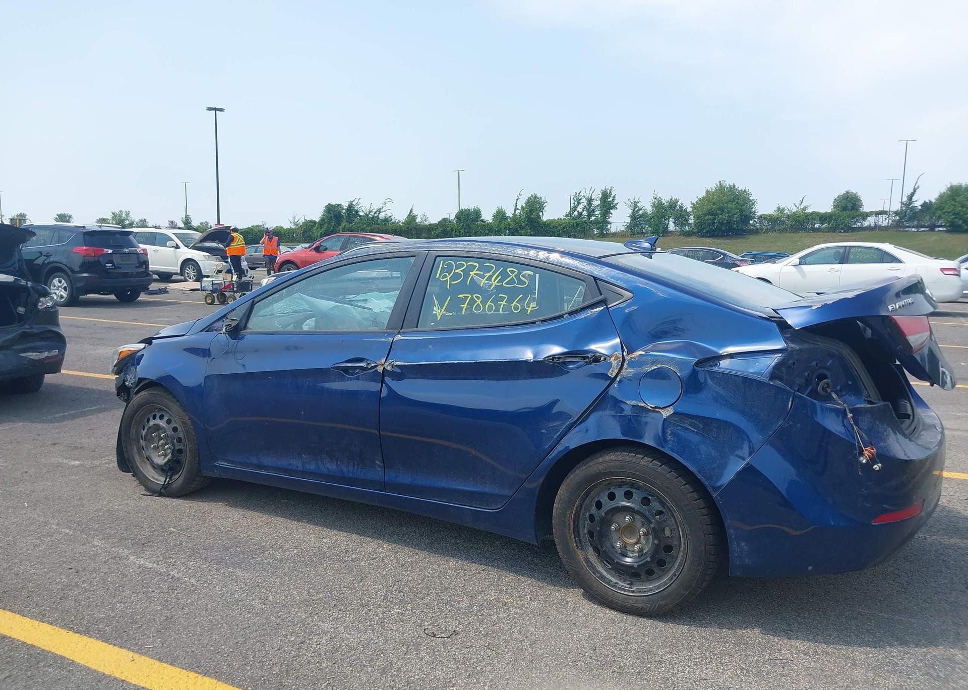 2016 HYUNDAI ELANTRA GL