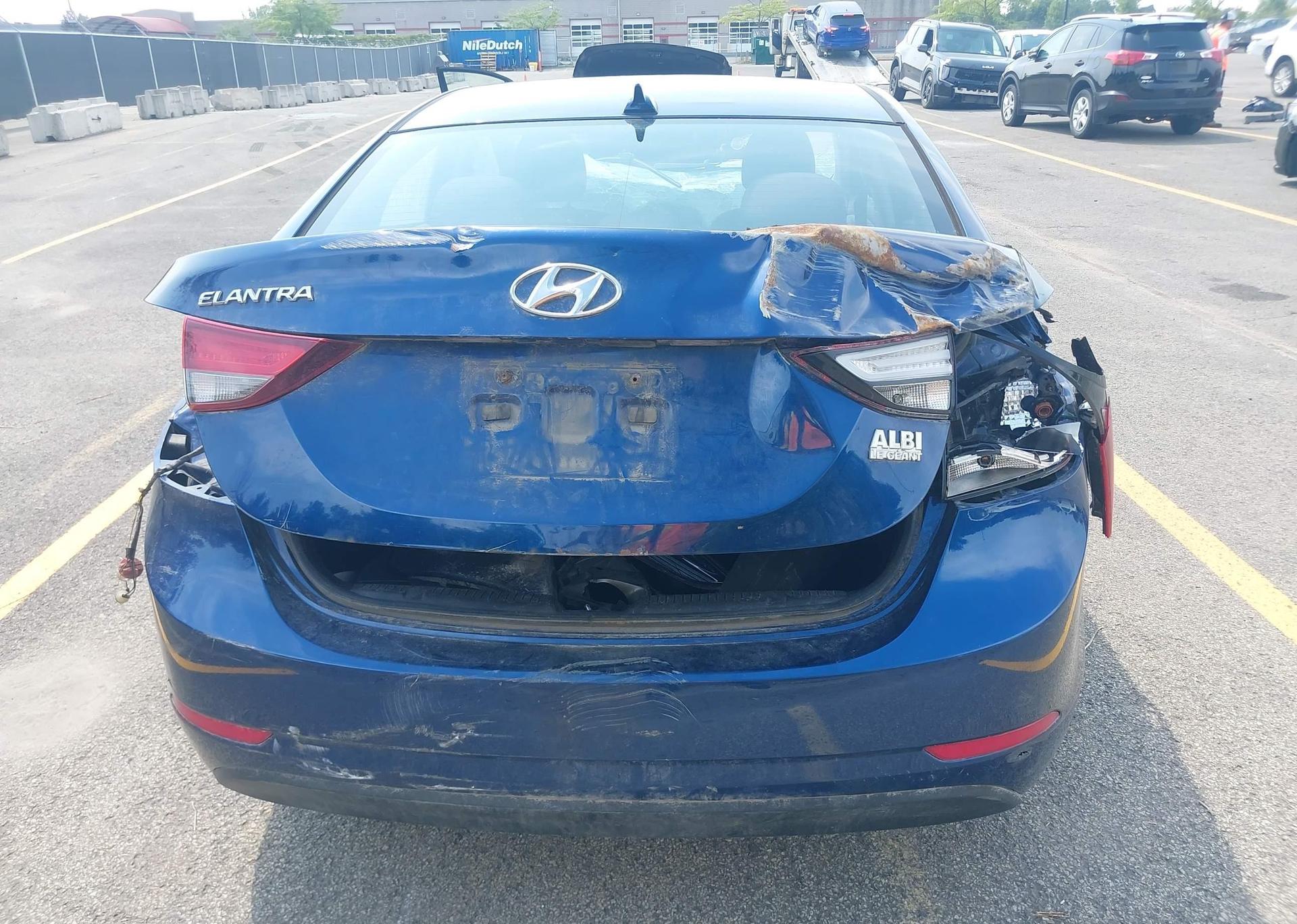 2016 HYUNDAI ELANTRA GL