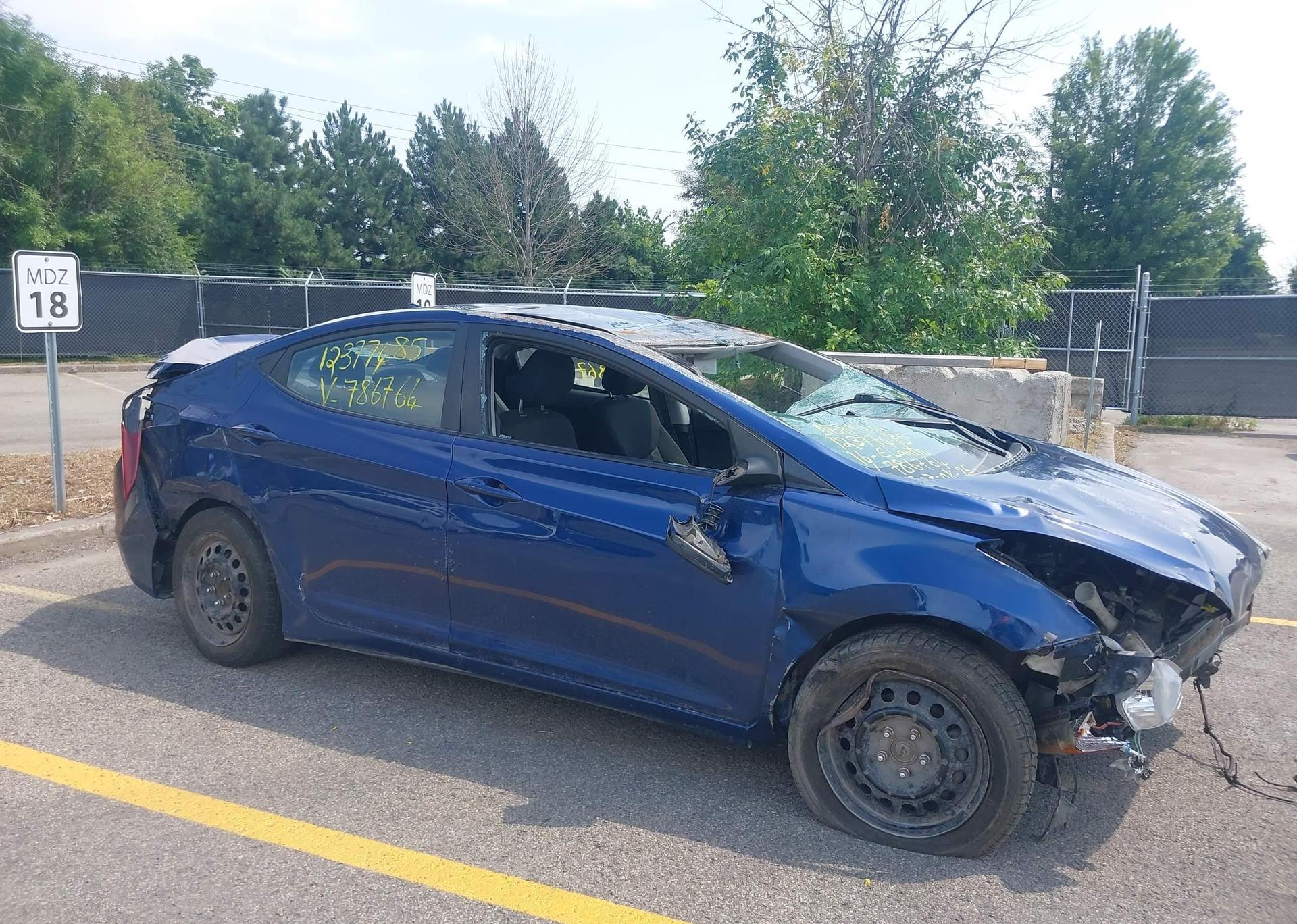 2016 HYUNDAI ELANTRA GL